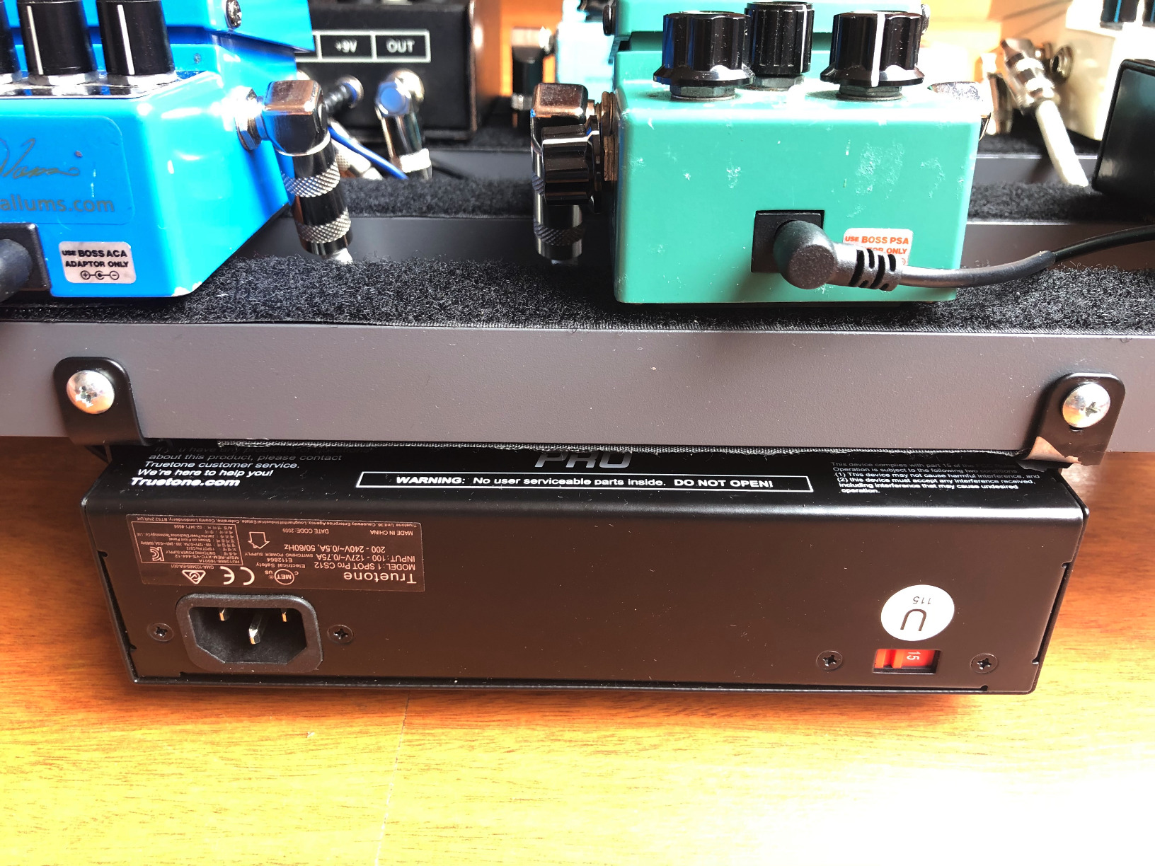 Truetone 1 SPOT Pro CS12 Guitar Pedal Power Supply with 12 Isolated Outputs, 9Vac 9Vdc 12V 18V variable voltage, Studio Power for Your Pedalboard customer photo 2