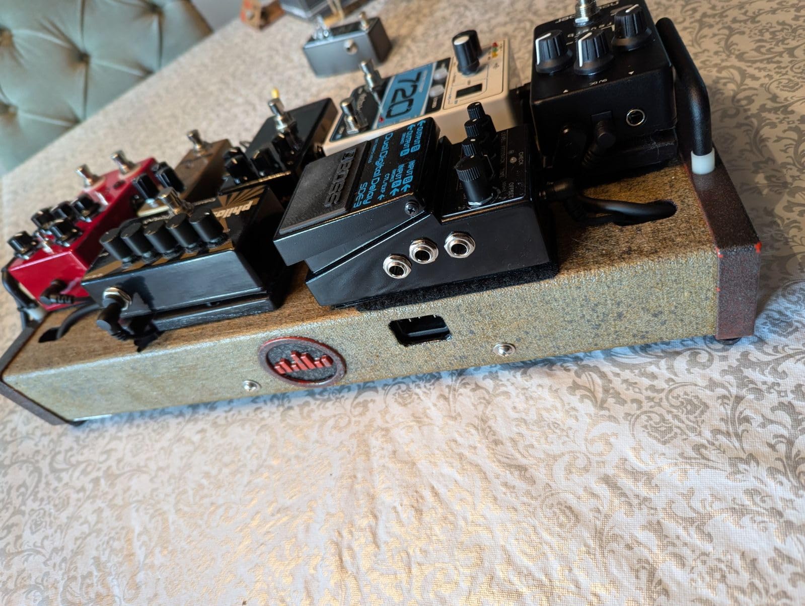 Truetone 1 SPOT Pro CS7 Guitar Pedal Power Supply with 7 Isolated Outputs customer photo 2