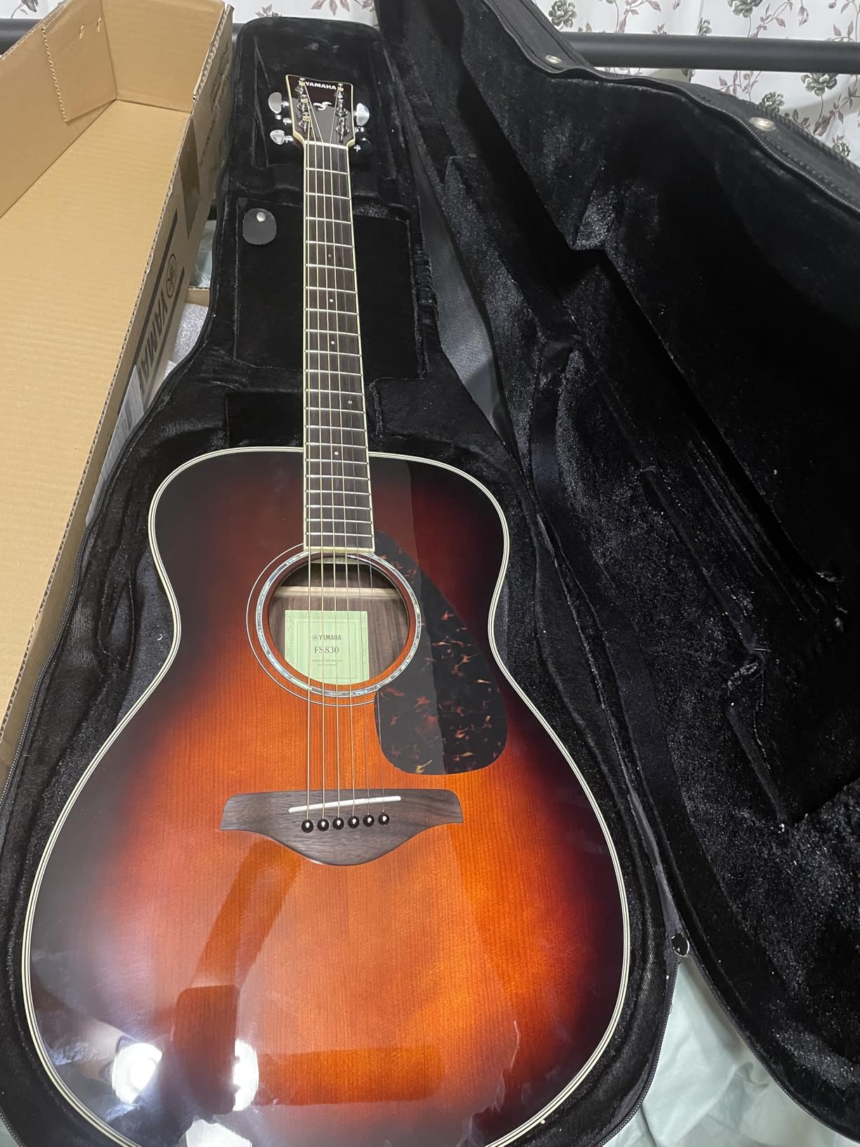 Yamaha FG830 Solid Top Acoustic Guitar, Tobacco Sunburst customer photo 2
