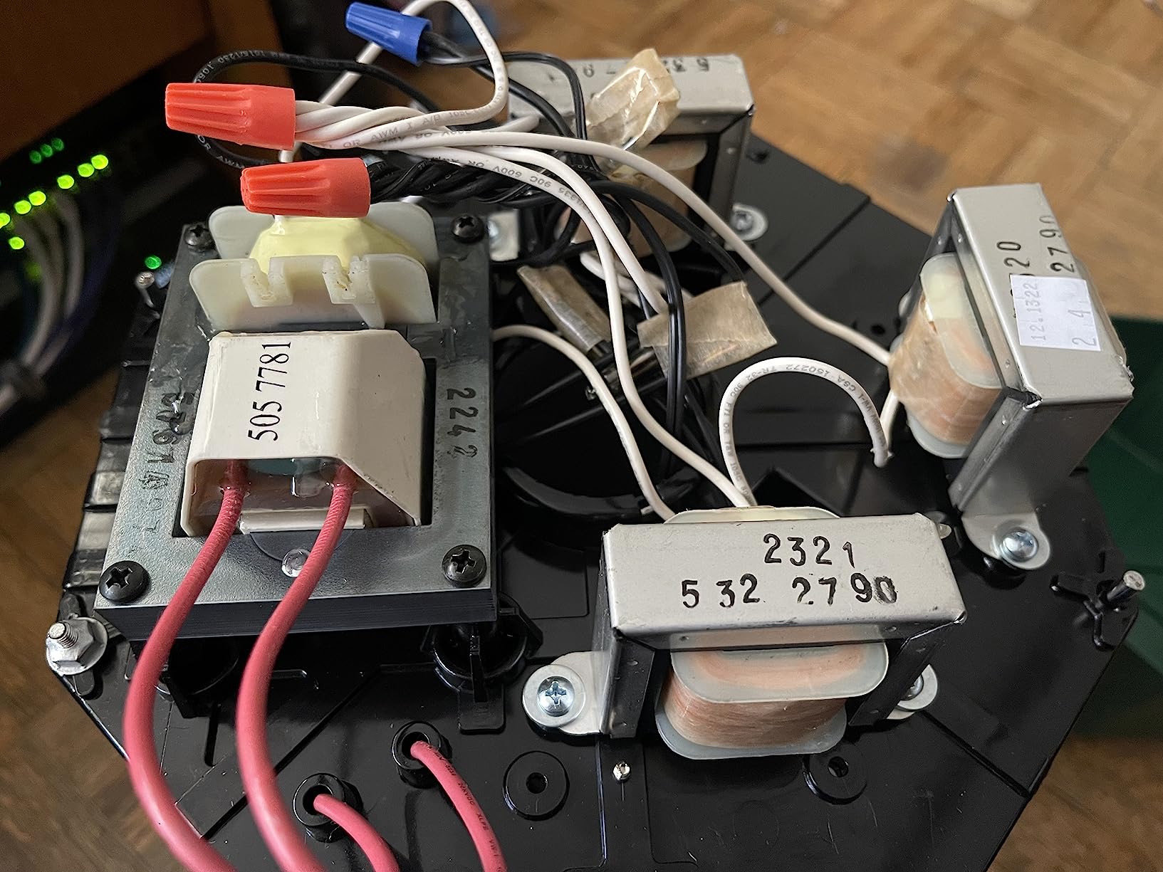 10 Best Bug Zappers for Large Outdoor Areas (April 2026) Reviews