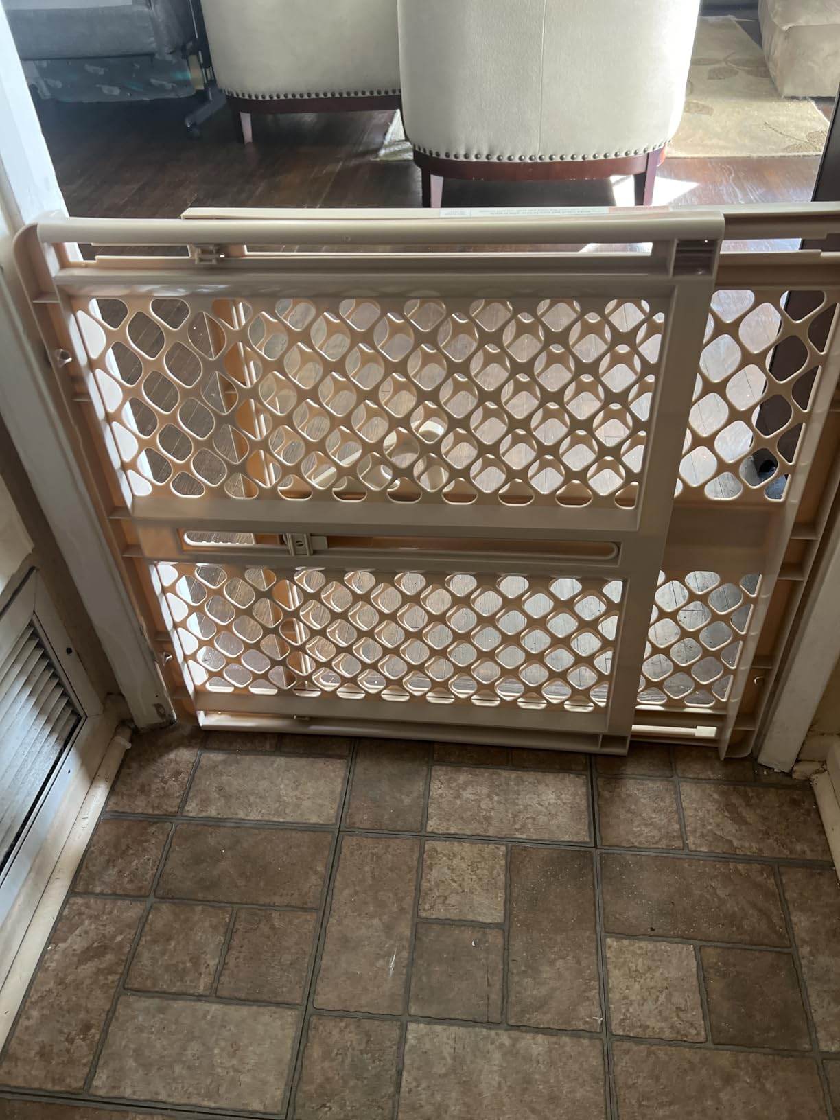 Toddleroo by North States - Supergate Ergo Baby Gate, Plastic Baby Gate for Stairs & Doorways, Made in USA, 26-42 Inches Wide, Sand customer photo 1