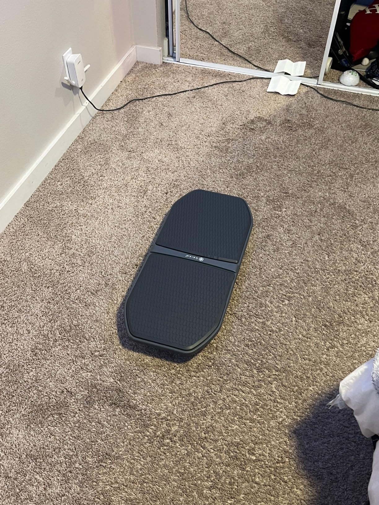 Gaiam Evolve Balance Board Standing Desk, Anti Fatigue Wobble Board for Home Office, Physical Therapy, Exercise Equipment, Stability Rocker for Constant Movement, Increase Focus, Floor Mat Alternative customer photo 2