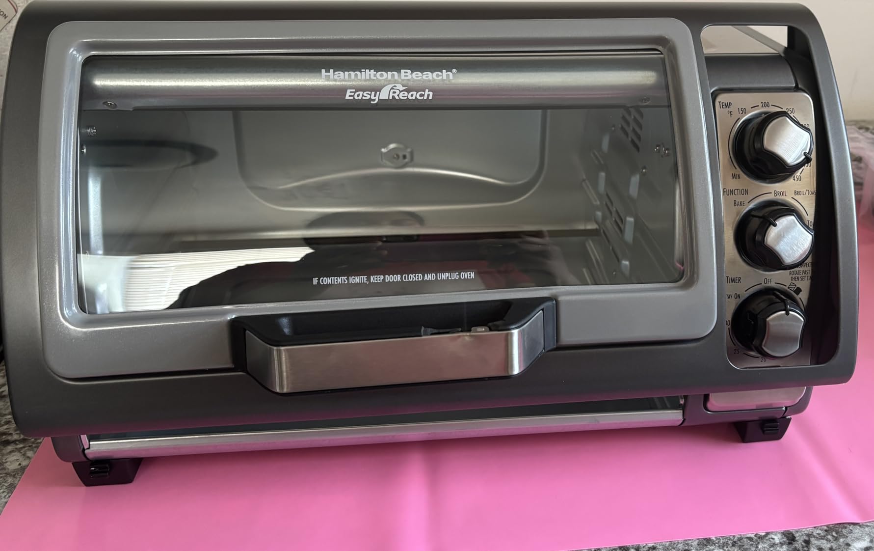 Hamilton Beach 6 Slice Countertop Toaster Oven With Easy Reach Roll-Top Door, Bake, Broil & Toast Functions, Auto Shutoff, Silver (31127D) customer photo 1