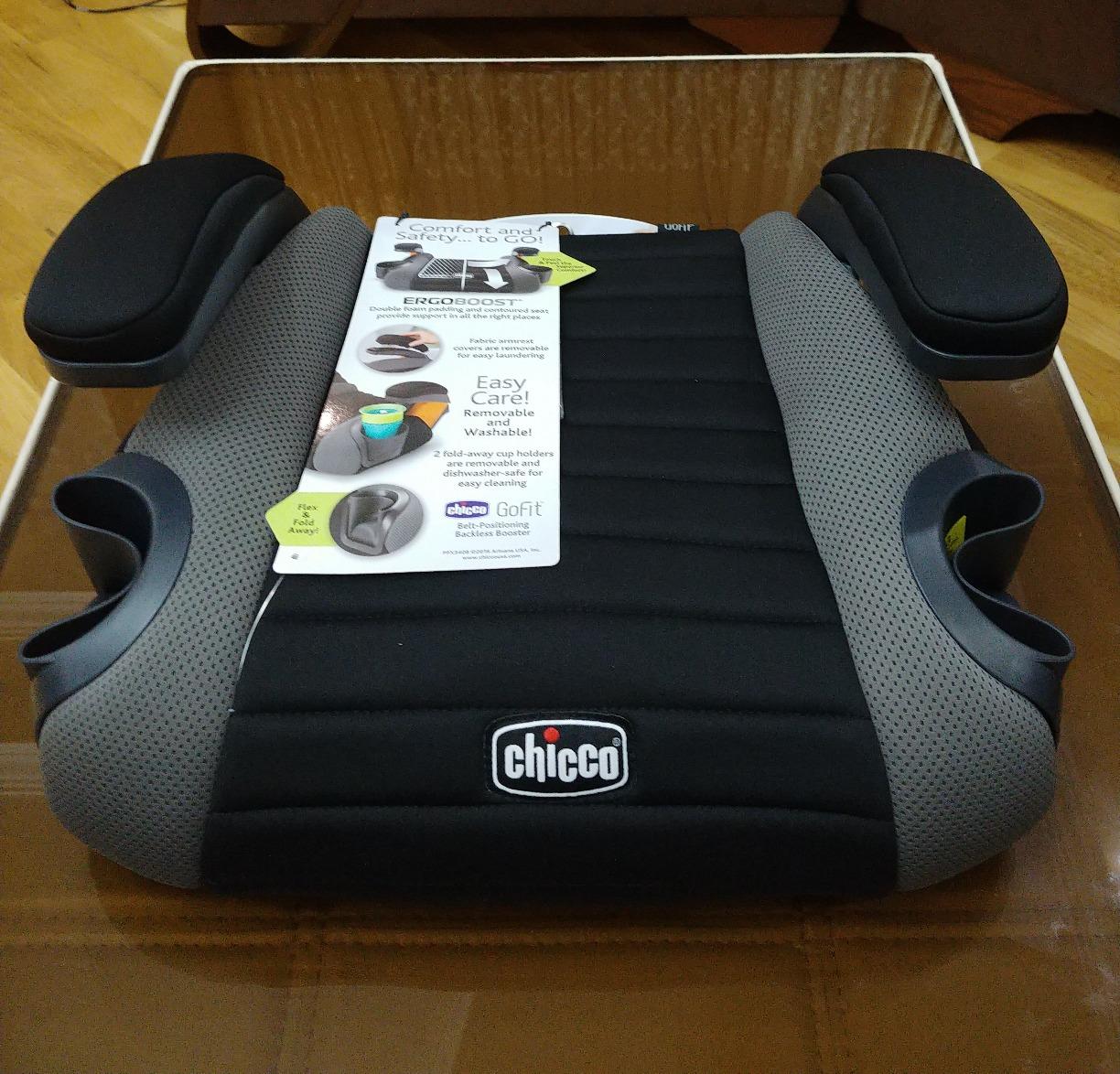 Chicco GoFit Backless Booster Car Seat Without Latch Attachment, Travel Booster Seat for Car, Portable Car Booster Seat for Children 40-110 lbs., Shark/Black/Grey customer photo 1