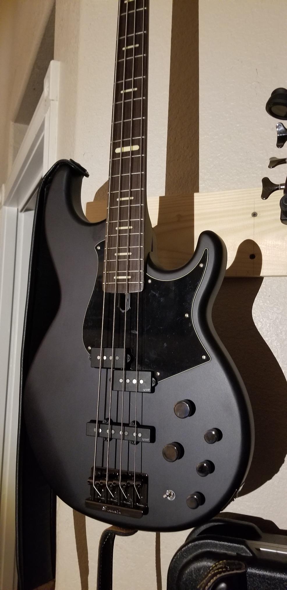 Yamaha BB734A BB-Series Bass Guitar, Translucent Matte Black customer photo 1