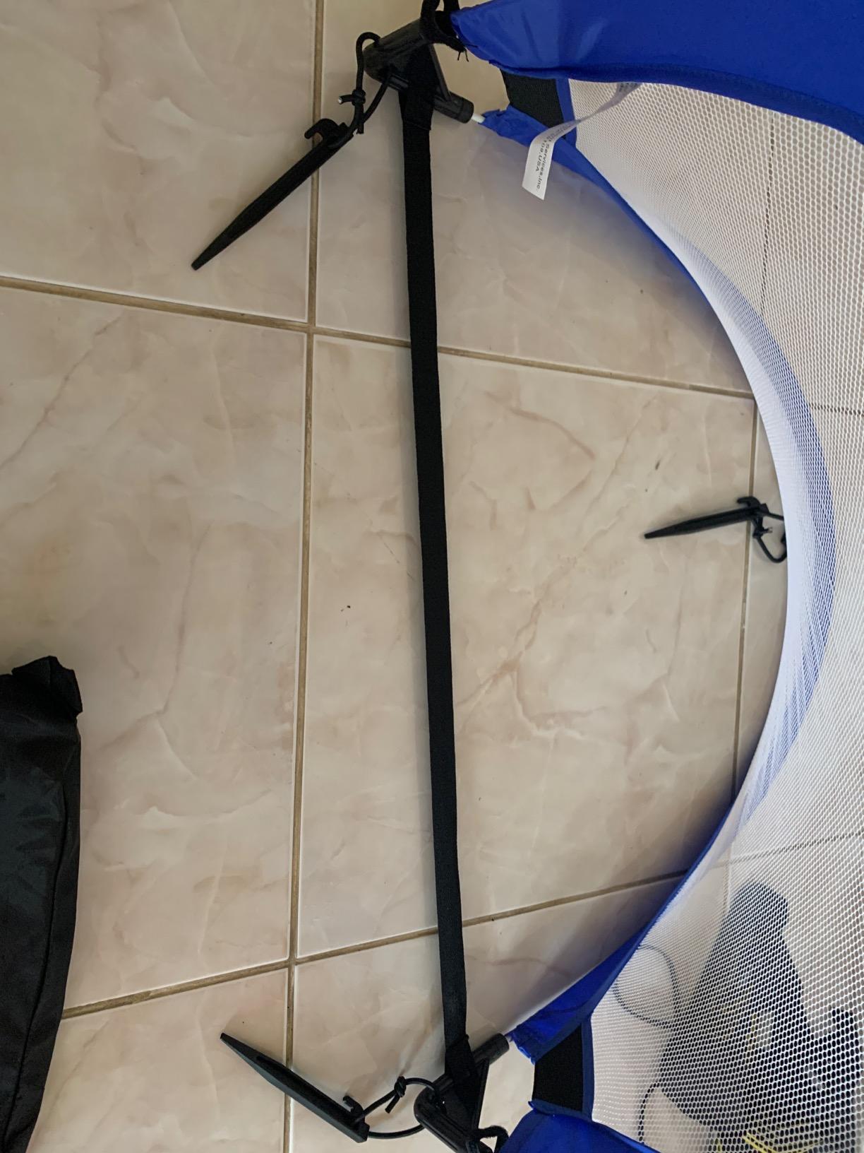 Amazon Basics Portable Pop Up Soccer Goal Set customer photo 1