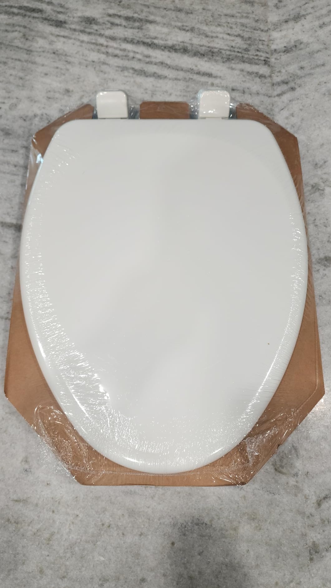 Mayfair Linden Slow Close Toilet Seat, Non Slip Heavy Duty Wood, Easy Install, Elongated, White customer photo 1