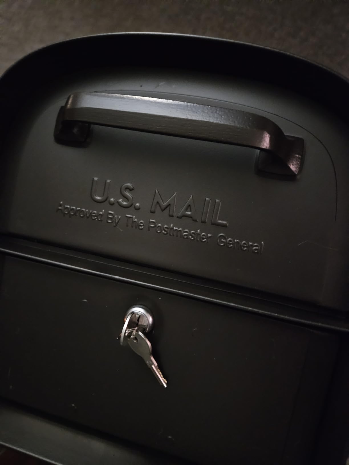 Architectural Mailboxes 6300B-10 Oasis 360 Locking Parcel Mailbox, Extra Large, Black customer photo 2