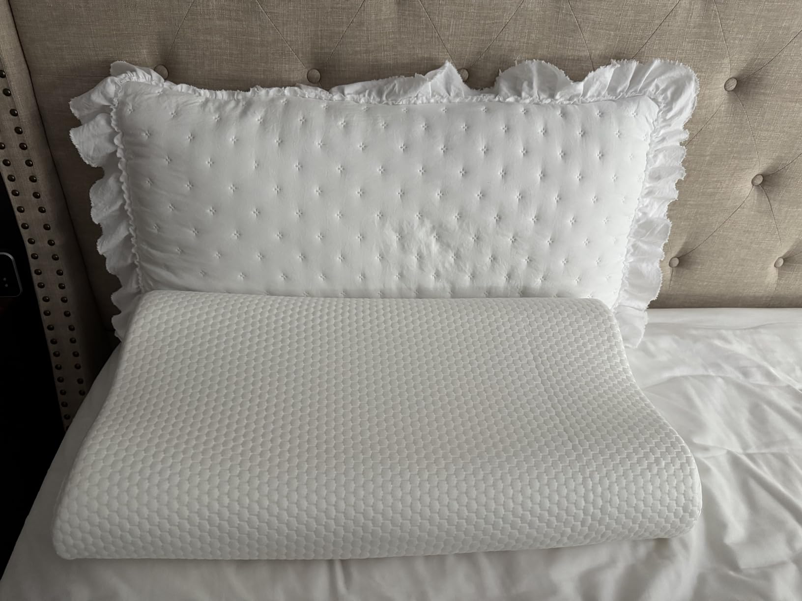 Cervical Pillow for Neck Pain Relief, Memory Foam Neck Pillow for Sleeping, Adjustable Orthopedic Sandwich Pillow, Contour Cooling for Side Back Stomach Sleeper, Queen(23.6 x 13.8 x 5.2/4.5) customer photo 2