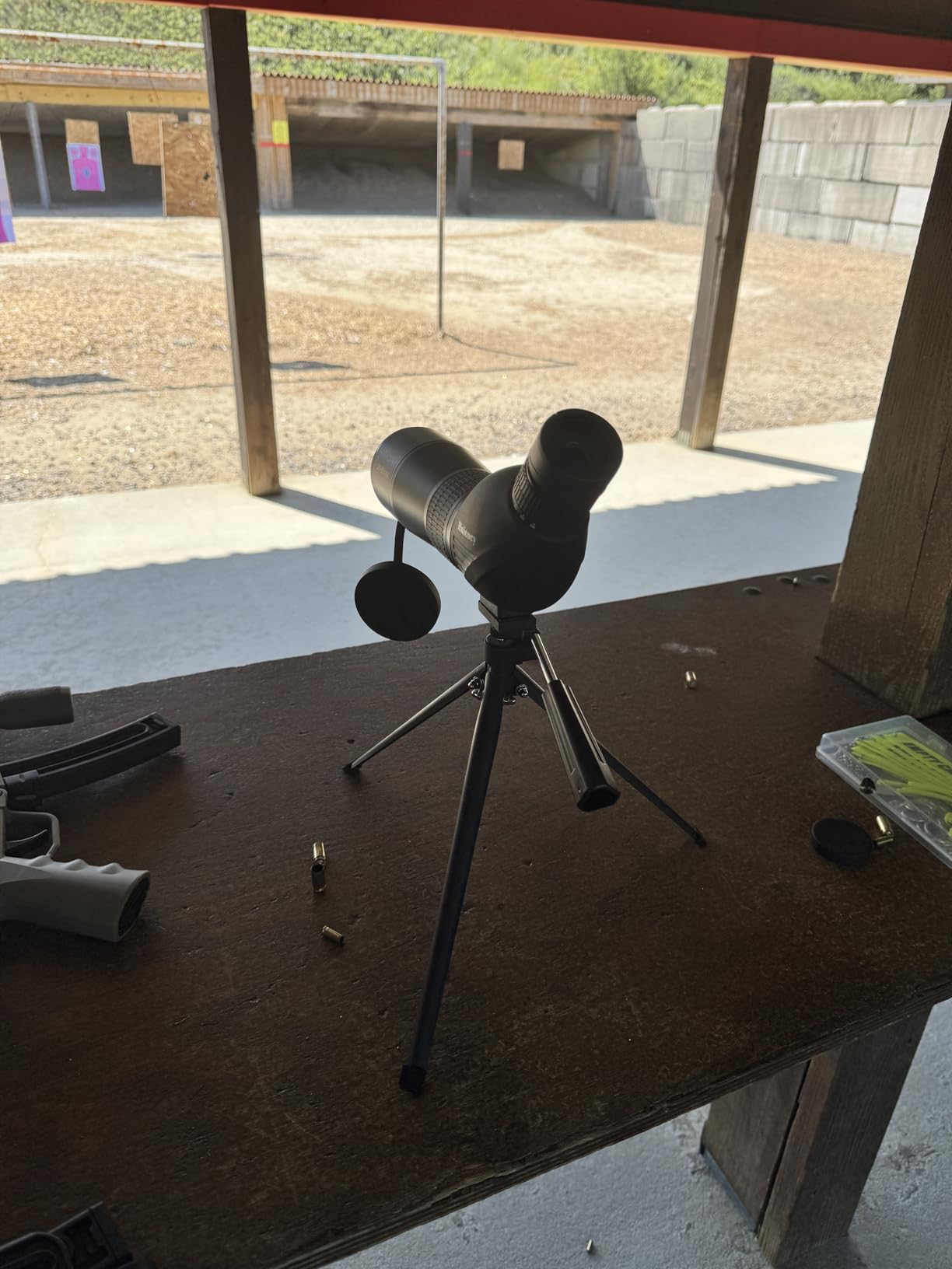 HUICOCY Spotting Scopes, 39-19m/1000m Spotting Scopes with Tripod, FMC Lens, BAK4 45 Degree Angled Eyepiece, Fogproof Scope with Phone Adapter, Carry Bag, Bird Watching Wildlife Scenery customer photo 1