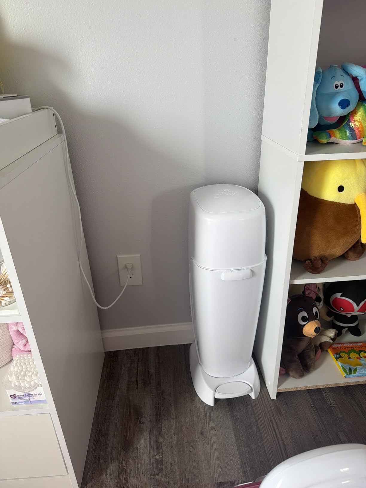 Diaper Genie Registry Gift Set | Includes Diaper Genie Complete Diaper Pail, 8 Refill Bags, 1 Carbon Filter | Perfect Starter Kit customer photo 2