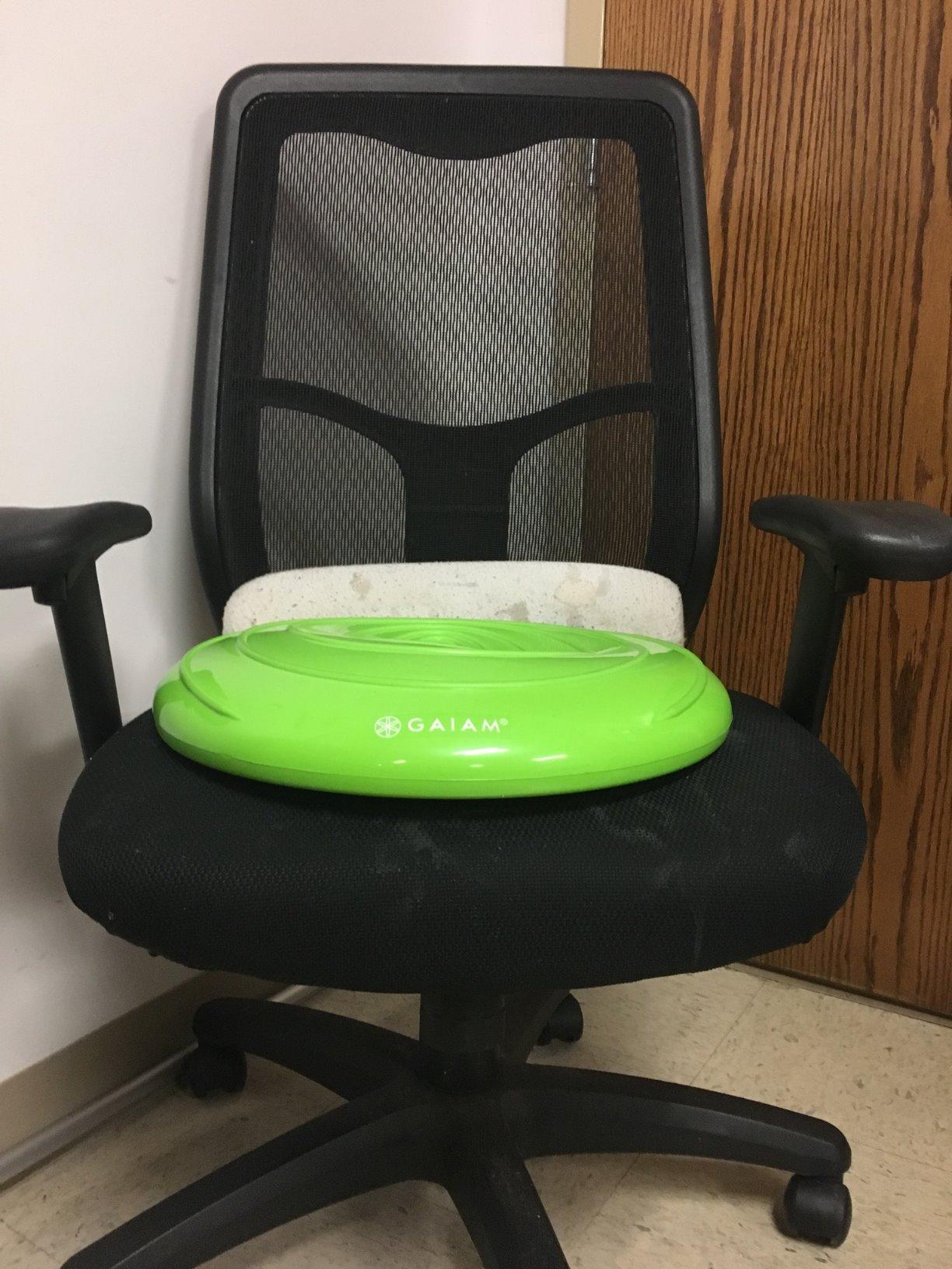 Gaiam Balance Disc Wobble Cushion Stability Core Trainer for Home or Office Desk Chair & Kids Alternative Classroom Sensory Wiggle Seat customer photo 2