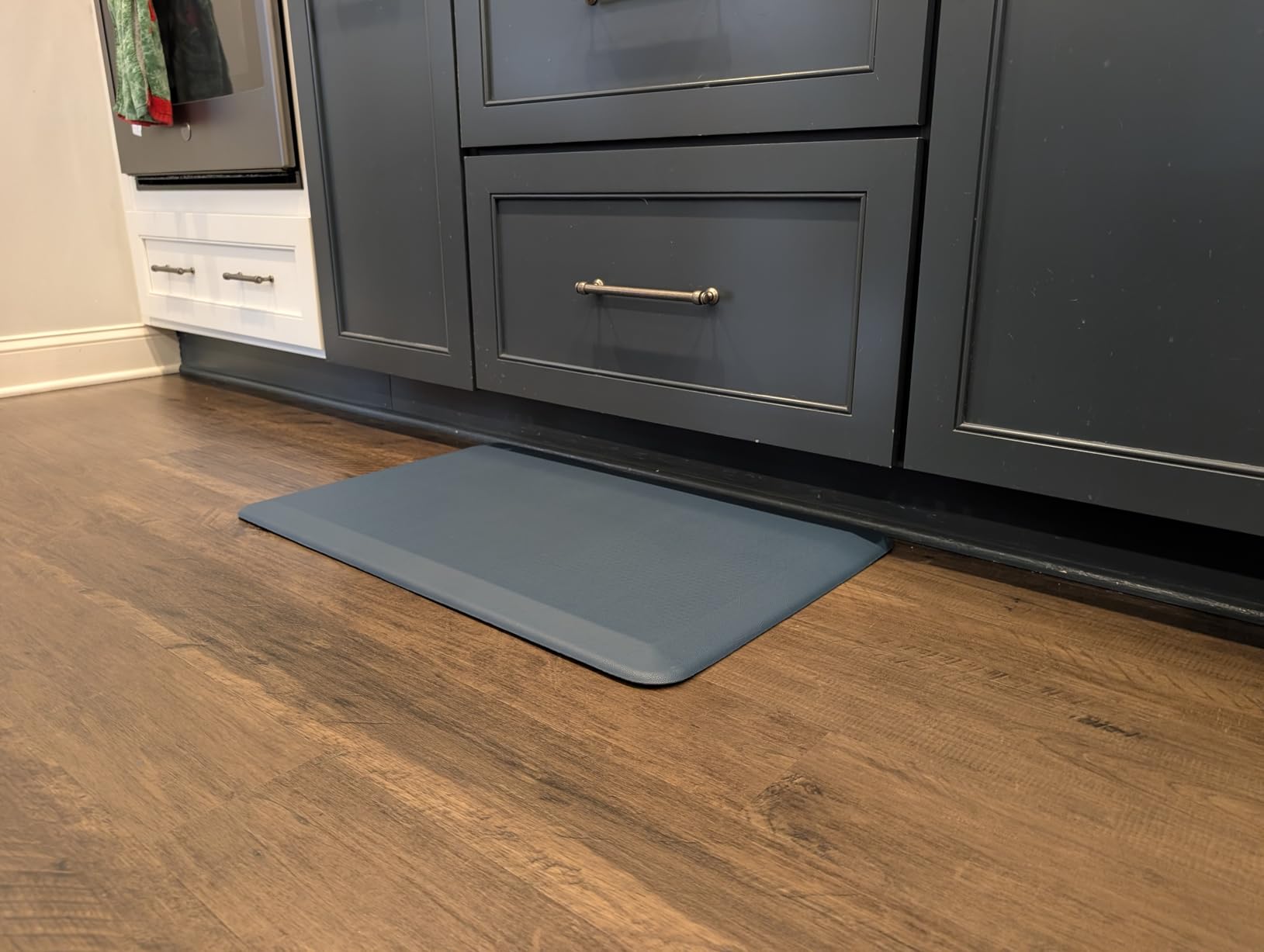 GORILLA GRIP Comfortable Cushioned Kitchen Mats for Floor, Waterproof and Stain Resistant Soft Top, 3/4 Inch Thick Ergonomic Standing Desk Anti Fatigue Mat, Foam Supports Ankles and Feet, 17x24, Black customer photo 1