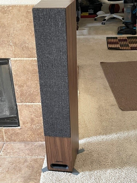 Jamo Studio Series S809 Floorstanding Speaker Pair (Walnut) customer photo 2