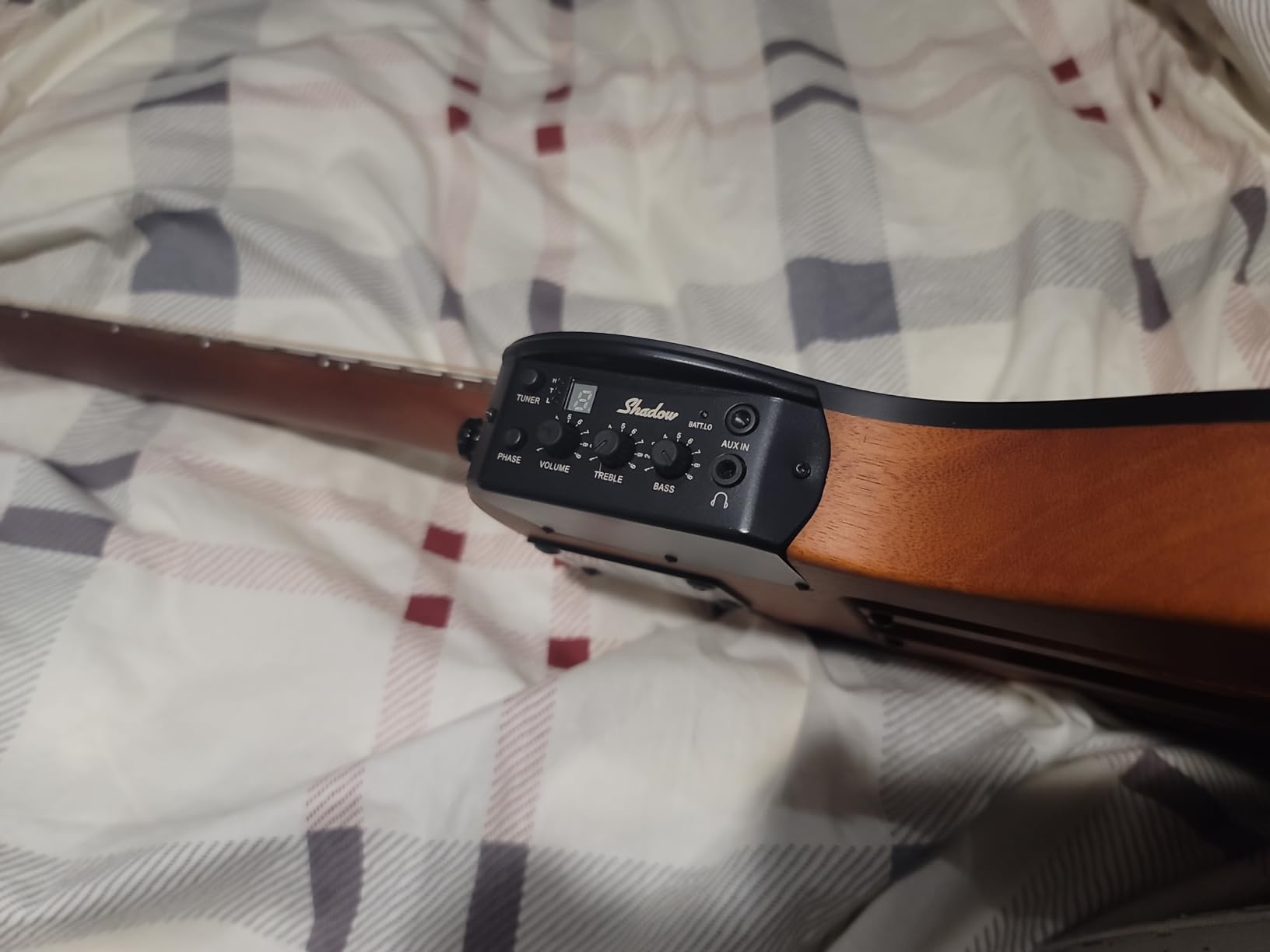 Traveler Guitar Escape Mark III Mahogany Acoustic Guitar | Portable Acoustic with Built-in Headphone Amp customer photo 1