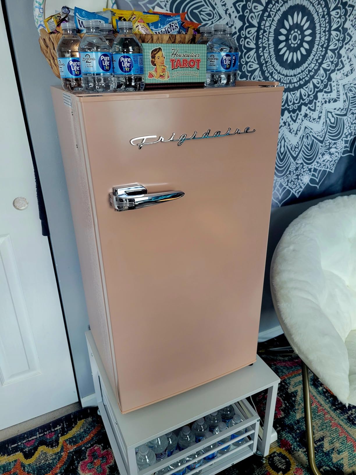 FRIGIDAIRE EFR376-BLACK 3.1 Cu Ft Black Retro Bar Fridge with Side Bottle Opener customer photo 2