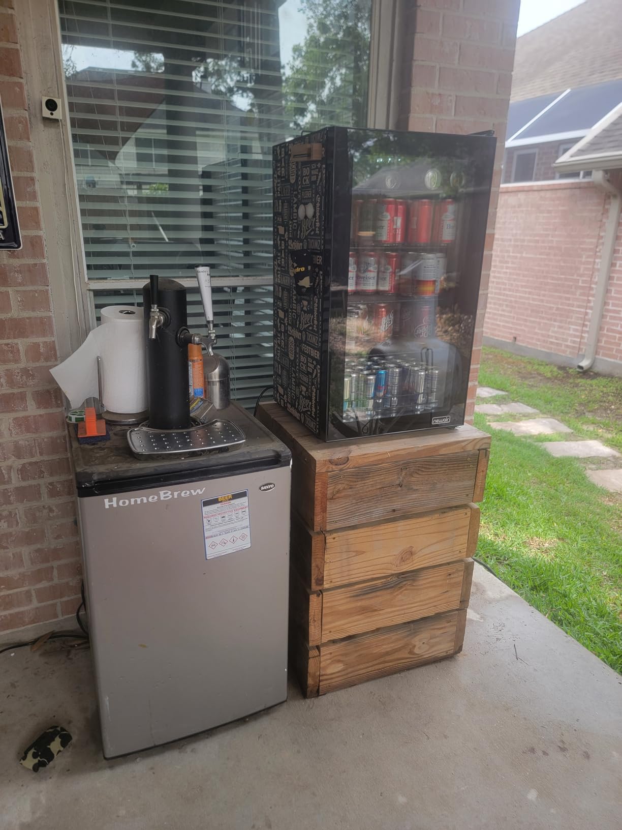 Newair 126 Can Beverage Refrigerator | Freestanding Mini Fridge for Home Bar or Office | SplitShelf Storage, 32°F Cooling & LED Lighting | Beers of the World Design customer photo 2
