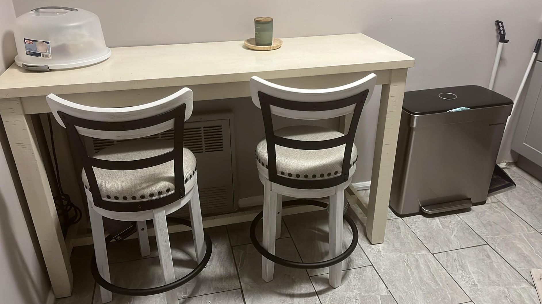 Signature Design by Ashley Valebeck Swivel Barstool With Back, Rustic-Industrial Wood and Metal, 360-Degree Swivel Counter Height Stool for Kitchen Island Seating, Linen Color customer photo 1