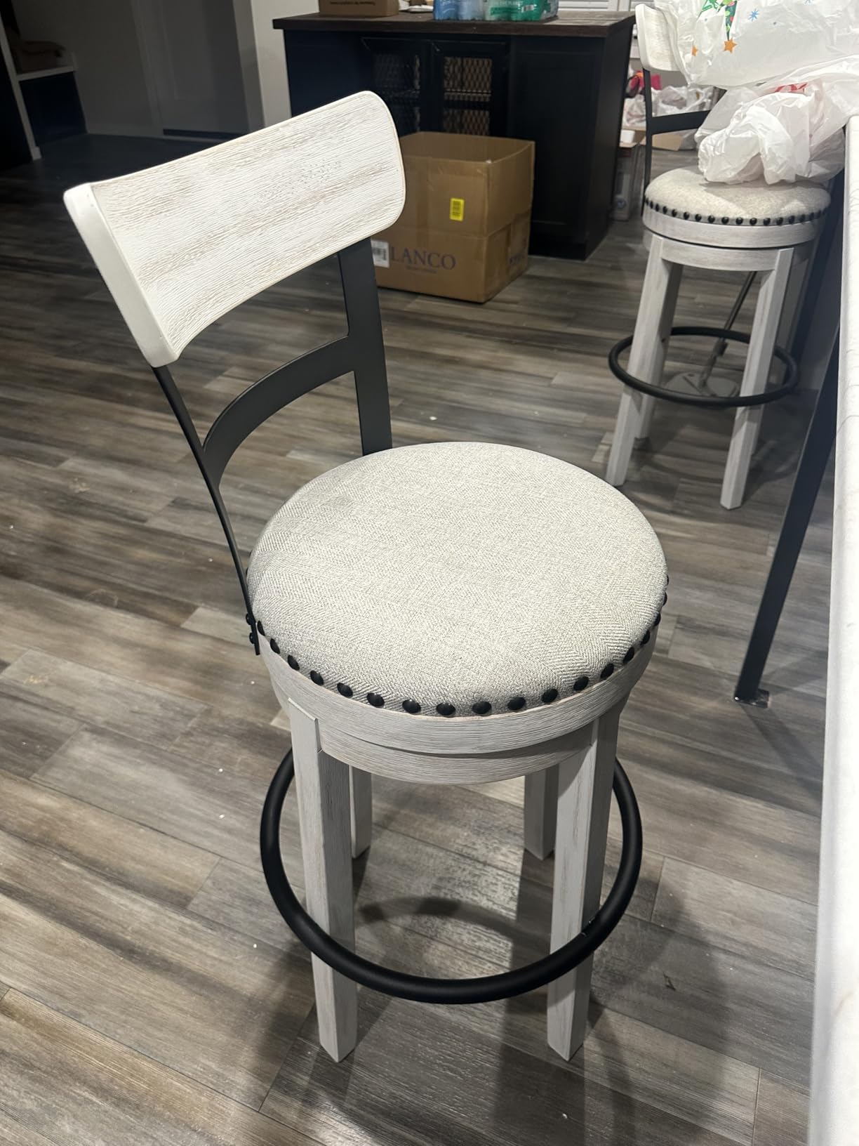 Signature Design by Ashley Valebeck Swivel Barstool With Back, Rustic-Industrial Wood and Metal, 360-Degree Swivel Counter Height Stool for Kitchen Island Seating, Linen Color customer photo 2