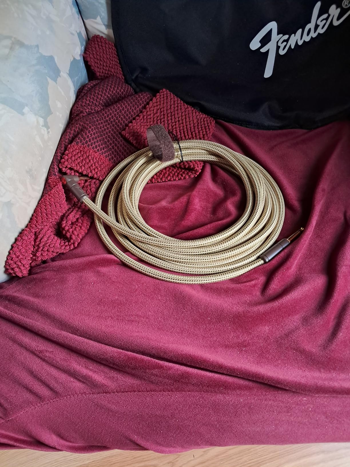 Fender Deluxe Series Instrument Cable 10 Feet Straight-Angle, Tweed customer photo 2