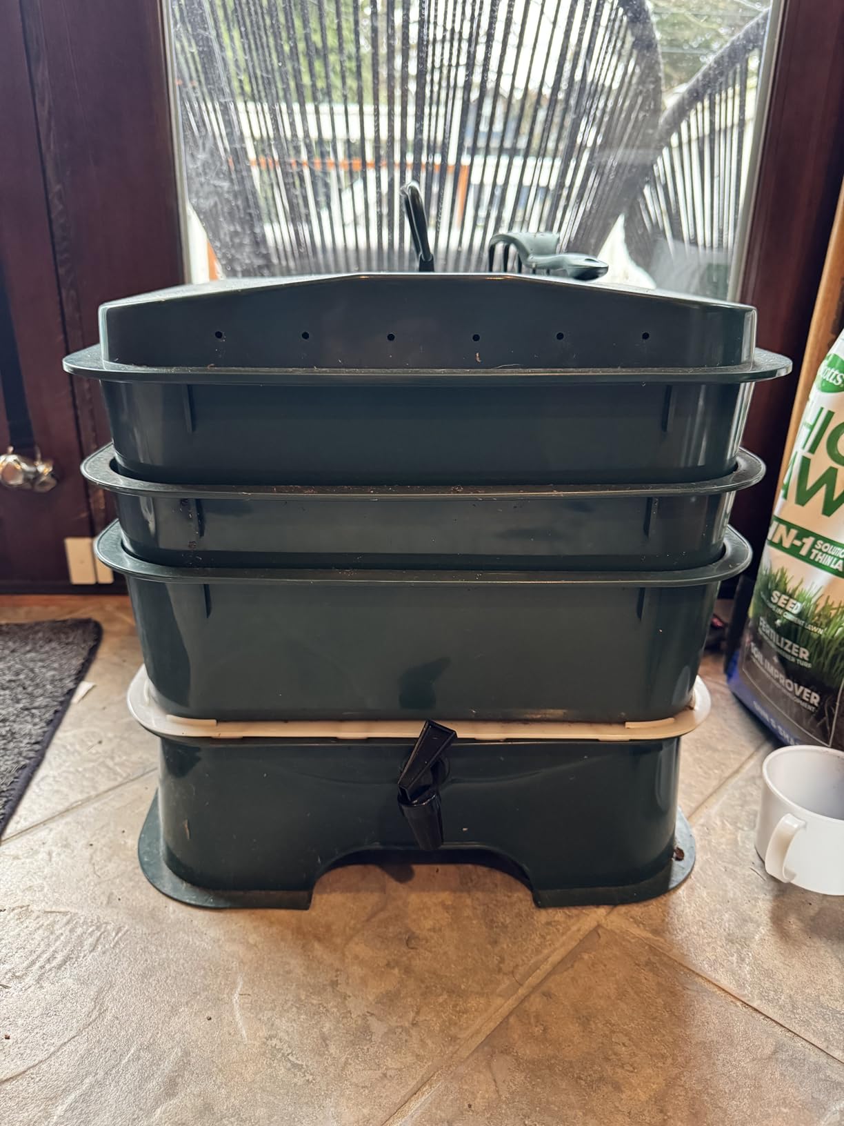 The Original VermiHut® Plus 5-Tray Worm Composter - Dark Green | Indoor & Outdoor Vermicomposting Bin | Sustainable Design for Food Waste Recycling customer photo 2