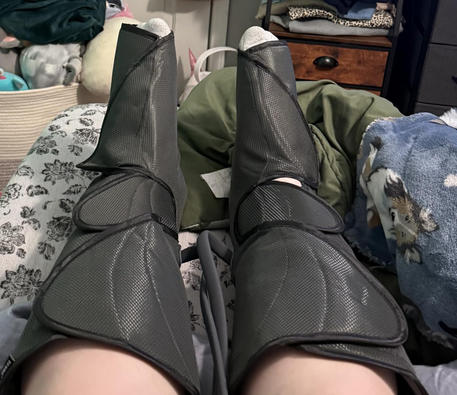 FIT KING Air Compression Leg Massager, Pneumatic Compression Boots for Circulation & Pain Relief, Swelling, Edema, RLS - Foot and Calf Massager Gift for Mom Wife customer photo 2