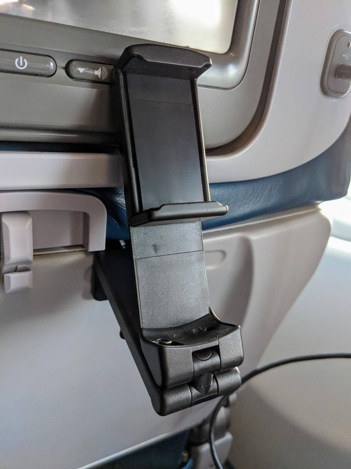 Perilogics Universal in Flight Airplane Phone Holder Mount. Hands Free Viewing with Multi-Directional Dual 360 Degree Rotation. Pocket Size Must Have Airplane Travel Essential Accessory for Flying customer photo 2