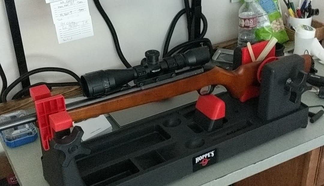 HOPPE'S Gun Vise, Rifle and Shotgun Vise with Front and Rear Locking Supports, Grey customer photo 2