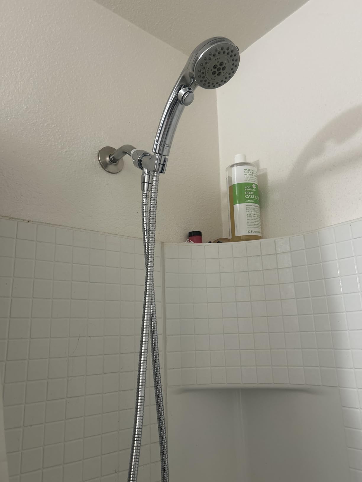 DOILIESE High Pressure Shower Head with Handheld Spray 6 Settings Hand Held Shower Head with On Off Switch and Spa Spray Mode 60 In Hose, Chrome customer photo 2