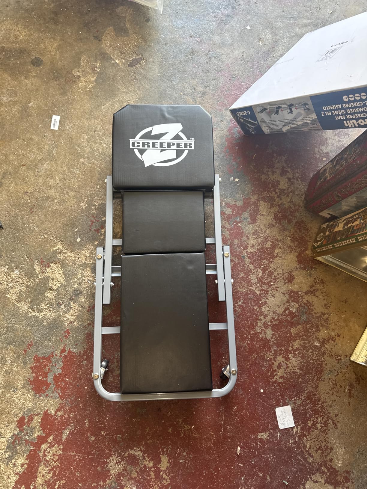 Pro-LifT C-2036DG Black/Green 300 Lbs Mechanic Creeper customer photo 2