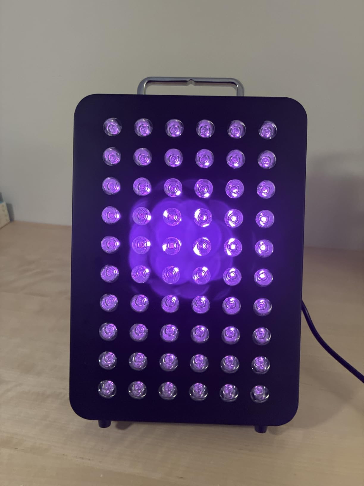 BestQool Red Light Therapy, Dual Chip Elite Grade LED Red Infrared Light Panel with Near-Infrared Light 660nm 850nm High Power Red Light Therapy Device at Home, Ideal for Body, Face, 105W (Black 60) customer photo 2