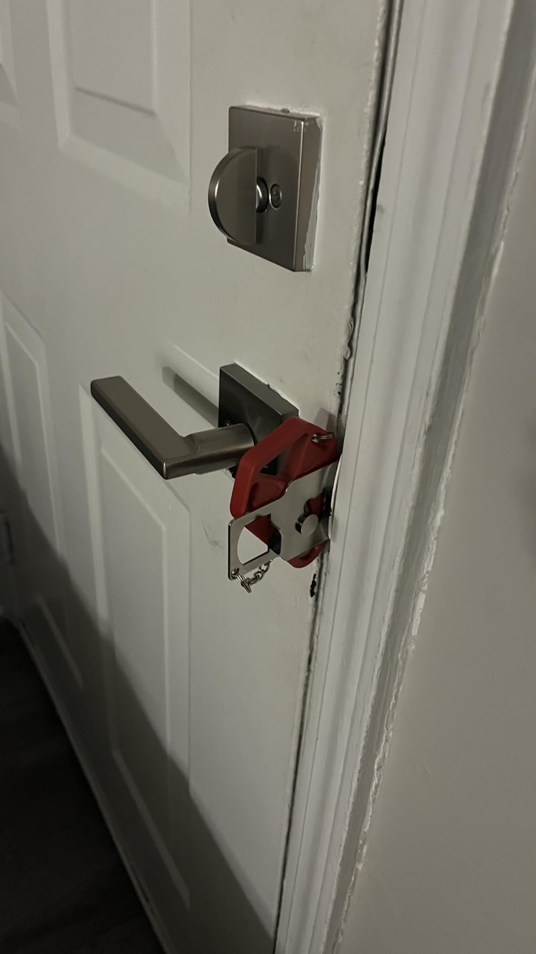 Portable Door Lock Travel Door Locks for Hotel Rooms Apartment Locks Home Security Defender Door Lock Latch Extra Door Locker from Inside Safety Door Locks for Travelers customer photo 1