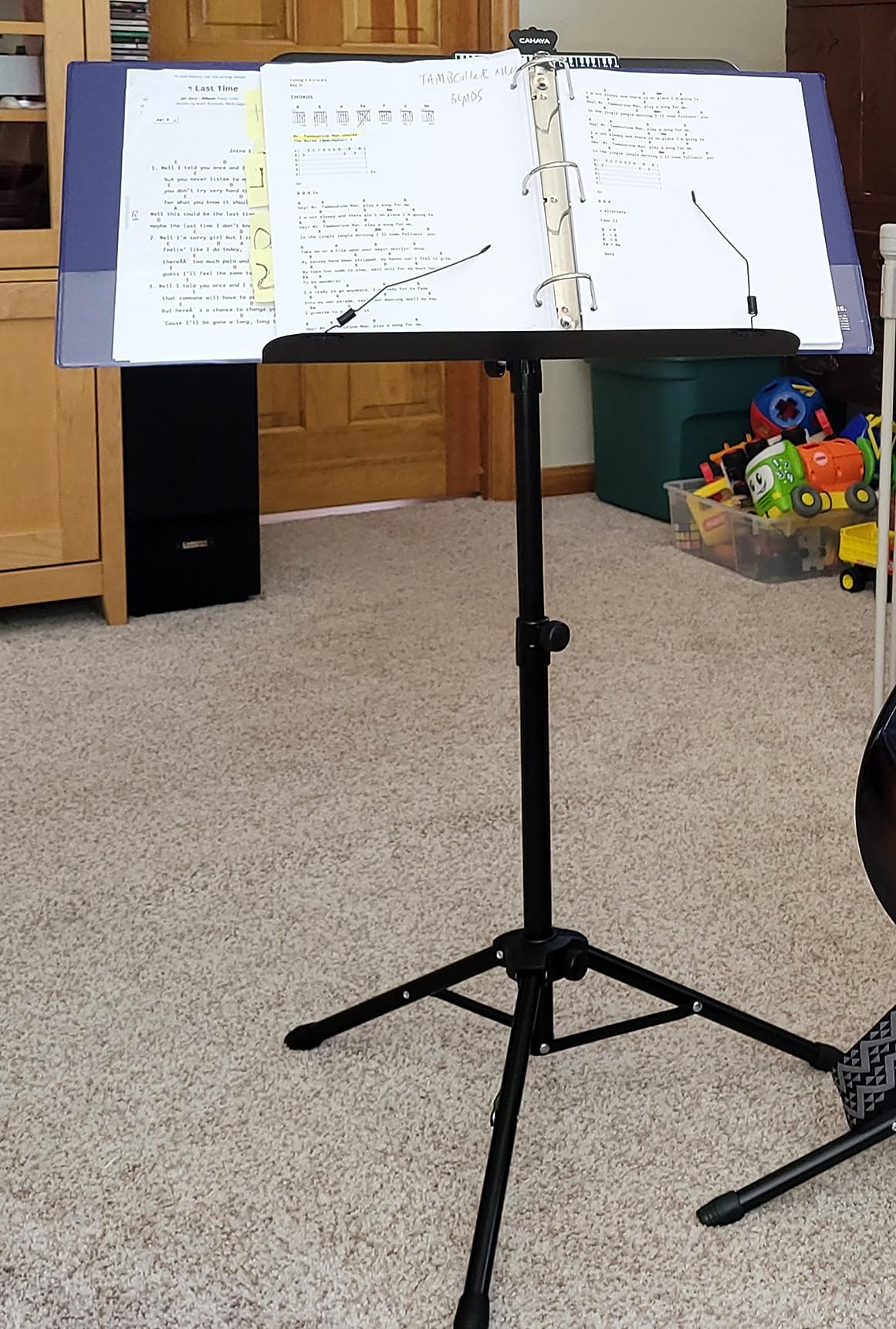 CAHAYA Music Stand for Sheet Music - Dual-use Converts to Desktop Stand Portable & Foldable 31.4-57in Height Adjustable Sturdy to Holds Thick Book or Tablet Include Carrying Bag Sheet Music Folder Clip customer photo 1