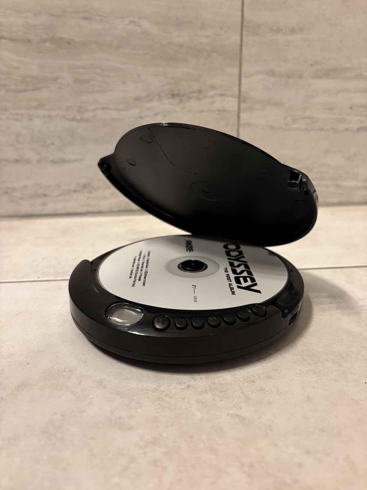Deluxe Products CD Player Portable with 60 Second Anti Skip, Stereo Earbuds, Includes Aux in Cable and AC USB Power Cable for use at Home or in Car customer photo 2