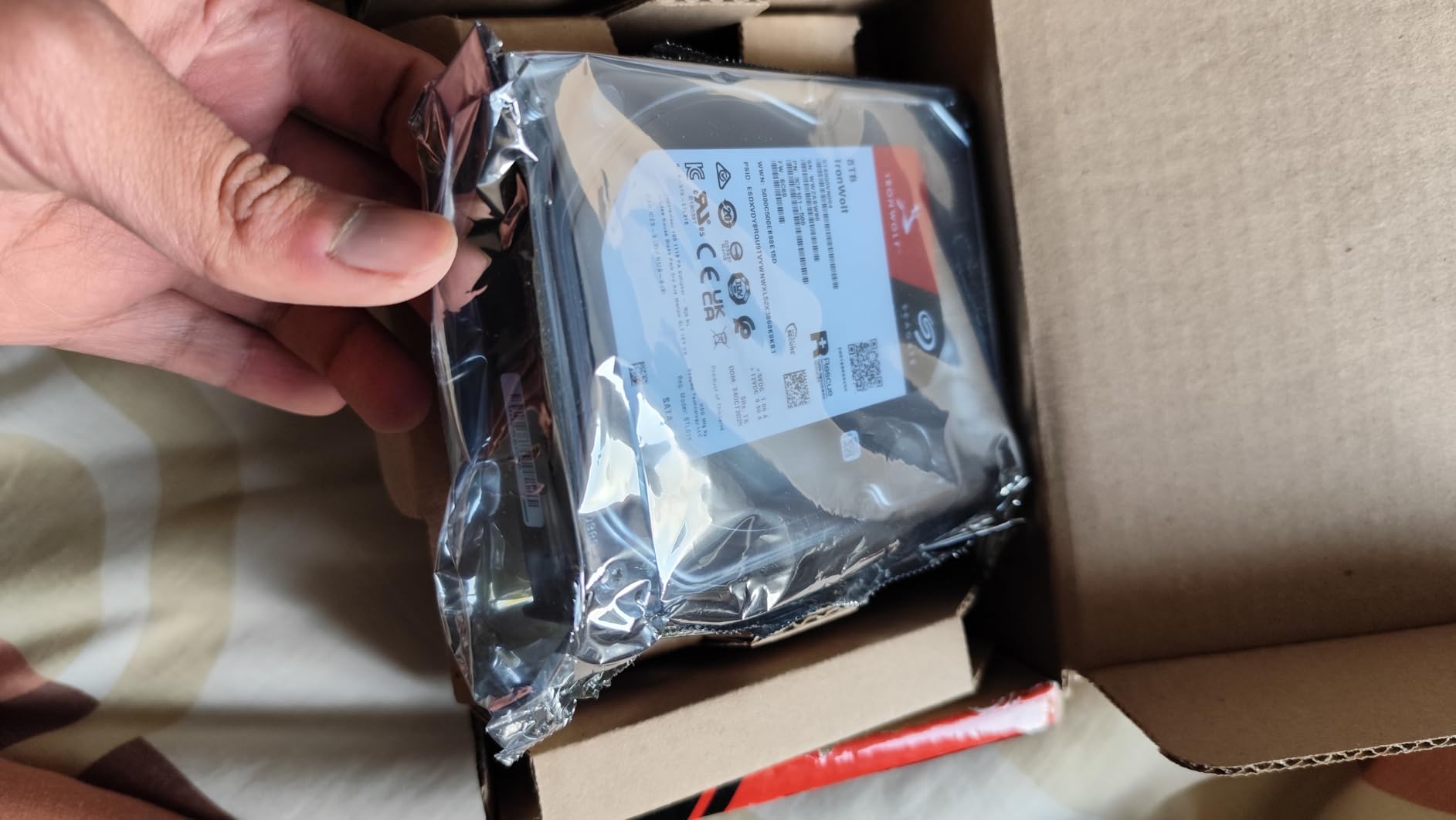 Seagate IronWolf 8TB NAS Internal Hard Drive HDD - 3.5 Inch SATA 6Gb/s 7200 RPM 256MB Cache for RAID Network Attached Storage customer photo 2