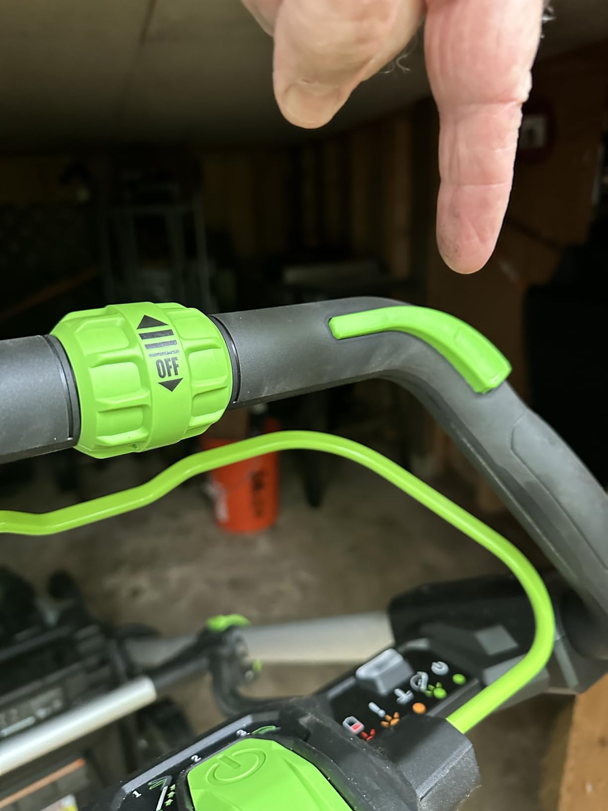 EGO POWER+ Electric Lawn Mower, Self-Propelled Cordless with Select Cut and Touch Drive, Includes 56V 7.5Ah Battery and Rapid Charger - LM2135SP customer photo 1