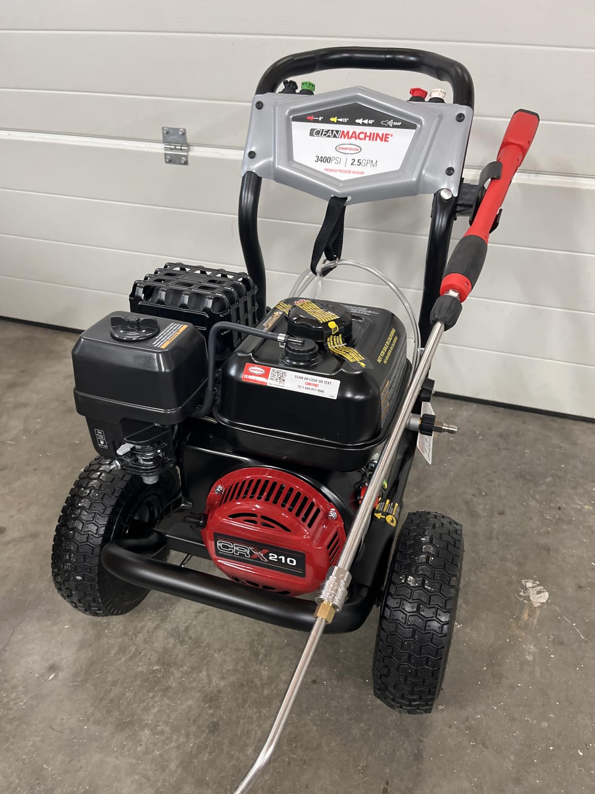 Simpson 3400 PSI Gas Pressure Washer, 2.5 GPM Residential Power Washer, Cold Water, 25' Hose, Clean Machine, 49-State Compliant (CM61083) customer photo 1