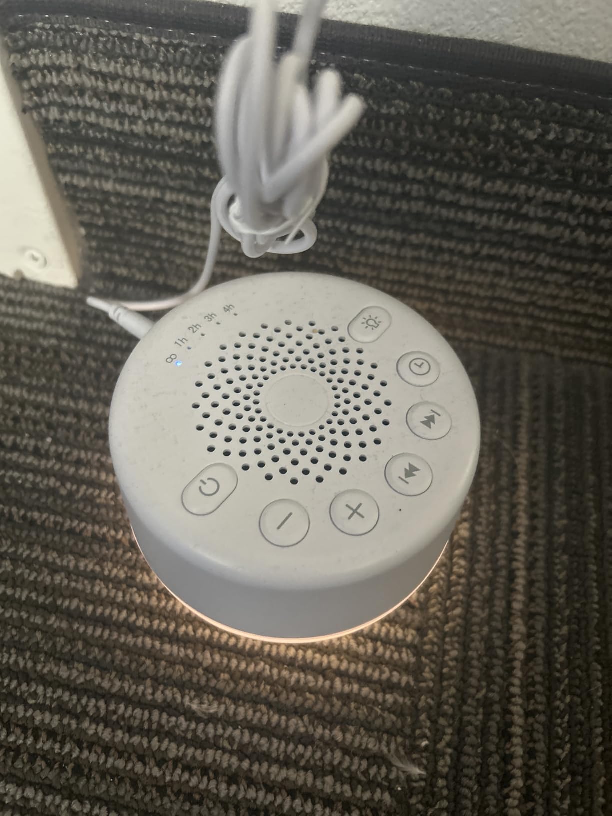 Sound Machine Easysleep White Noise Machine with 25 Soothing Sounds and Night Lights with Memory Function 32 Levels of Volume and 5 Sleep Timer Powered by AC or USB for Sleeping Relaxation customer photo 1
