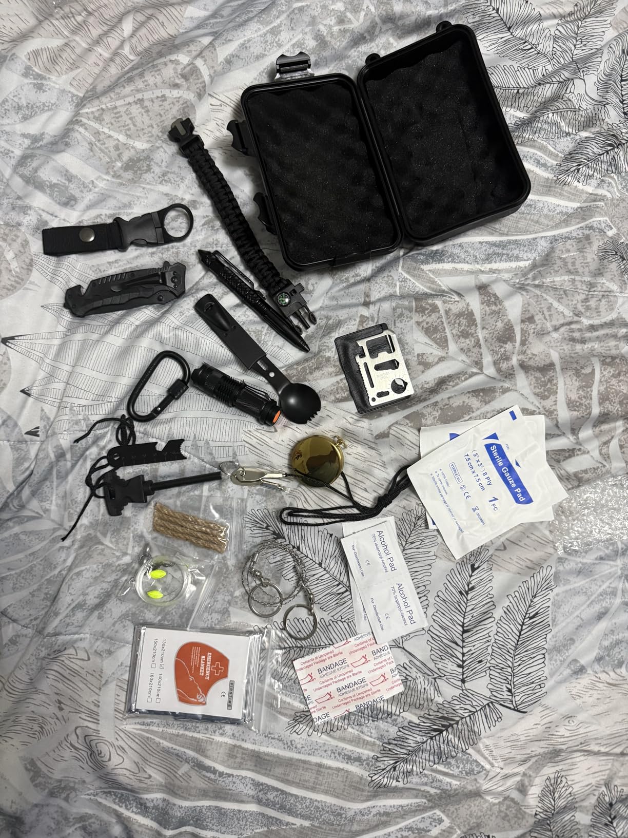 Angieast Survival Kit 35 in 1, First Aid Kit, Survival Gear, Survival Tool Gifts for Men Boyfriend Him Husband Christmas Camping, Hiking, Hunting, Fishing customer photo 1