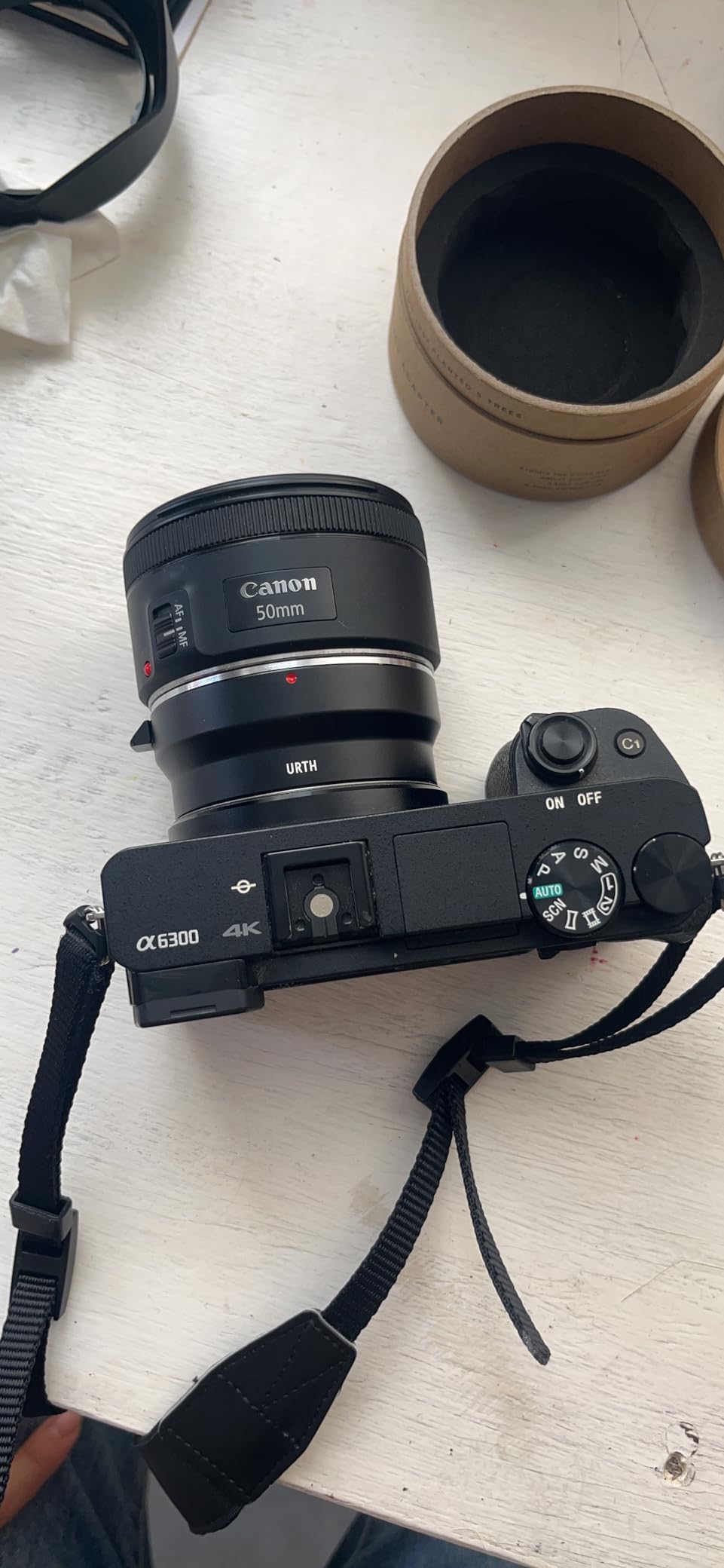 Urth Lens Mount Adapter: Compatible with Canon (EF/EF-S) Lens to Sony E Camera Body (Manual) customer photo 1