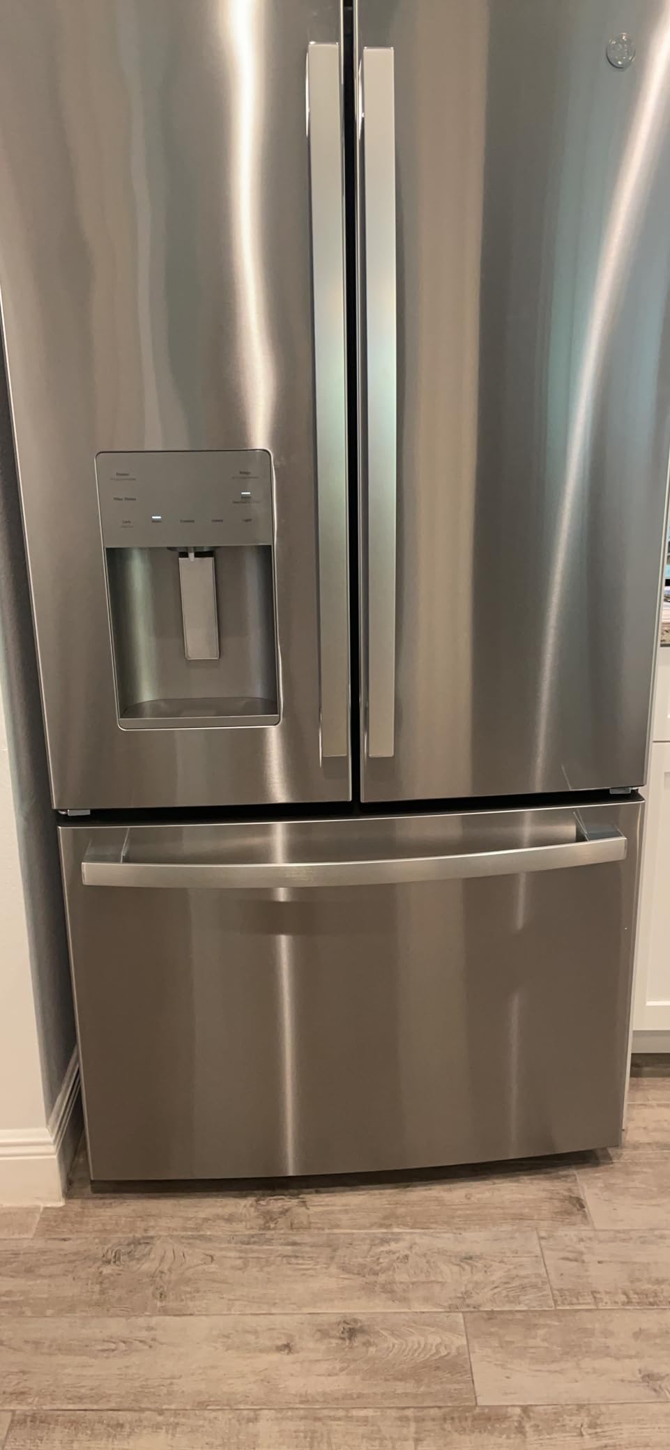 GE 25.6 Cu. Ft. Fingerprint Resistant French-Door Smart Refrigerator customer photo 1