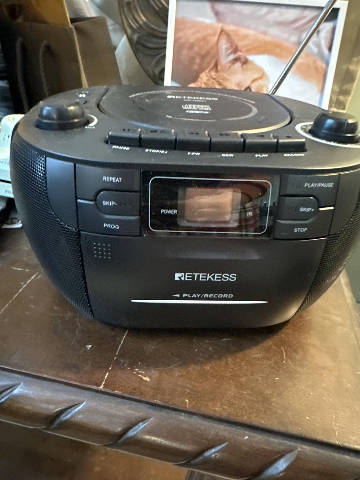 Retekess TR621 CD and Cassette Player Combo, Boombox CD Player for Home, AM/FM, Tape Recording, TF/USB Drive, AC or D Battery Powered, Headphone Jack, Stereo Sound (White) customer photo 2