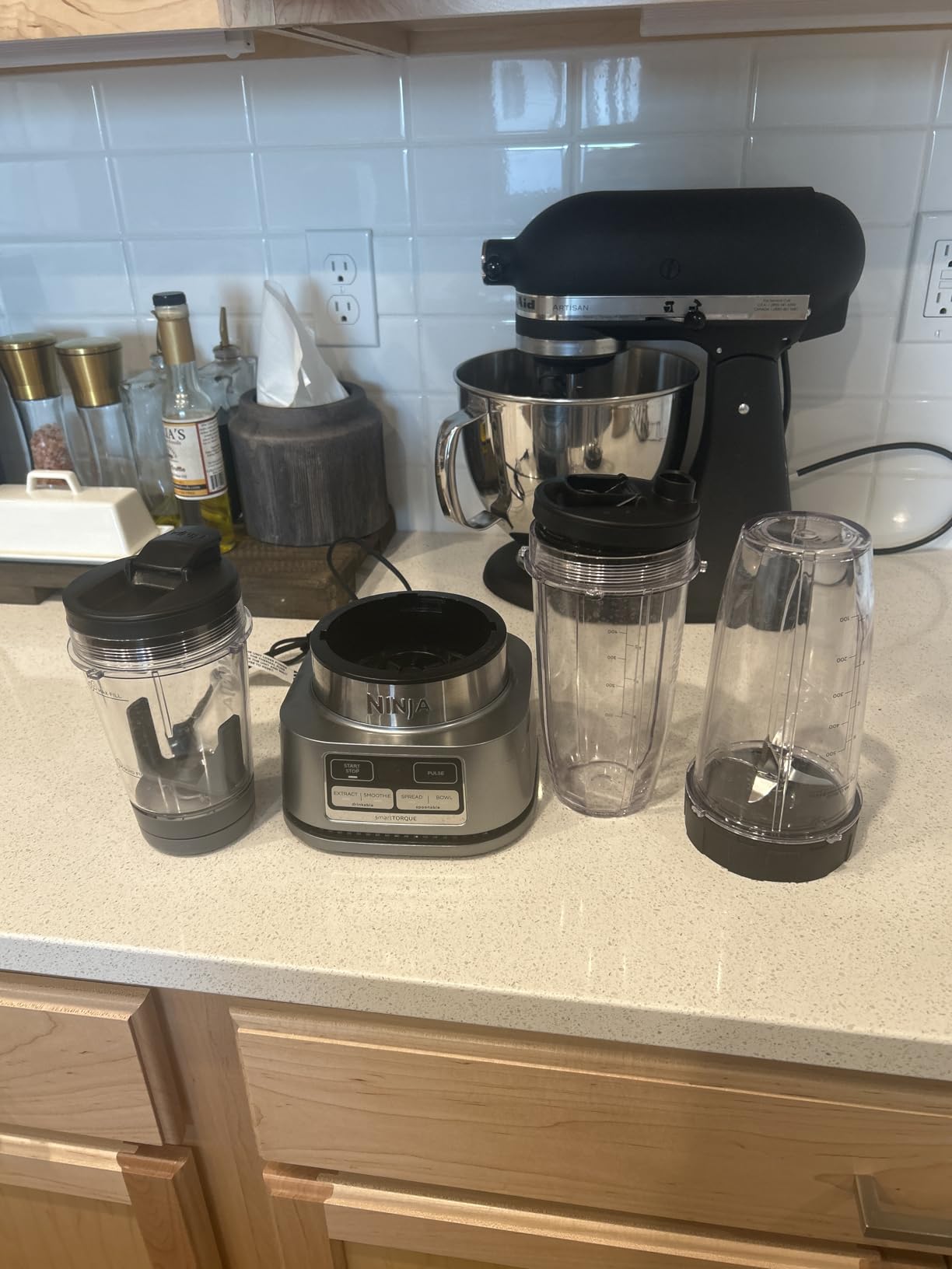 Ninja Foodi Personal Blender | SS101 | 1200-Peak-Watt smartTORQUE, Smoothie Bowl Maker, (2) 24-oz. Cups customer photo 1
