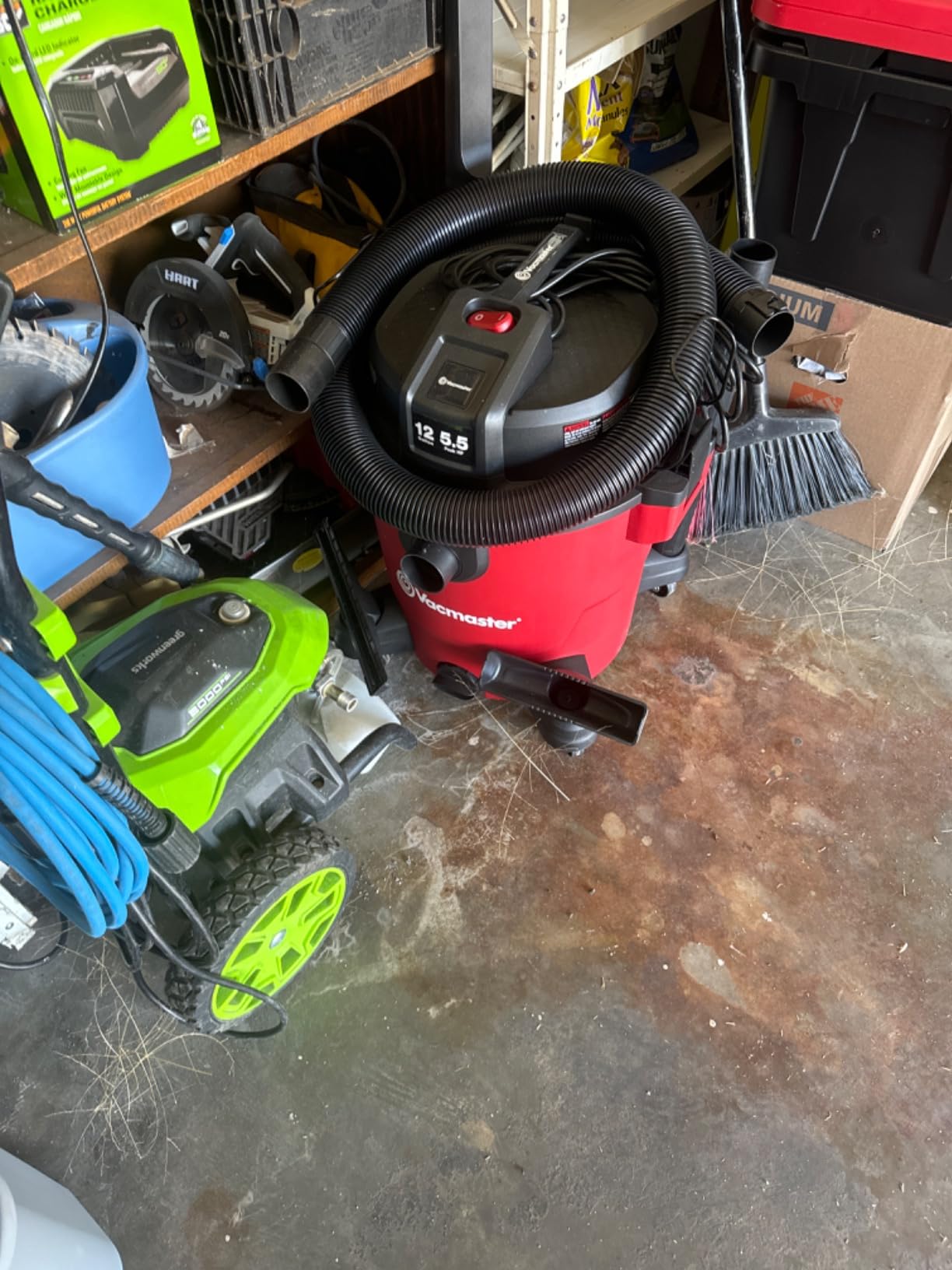 Vacmaster 12-Gallon 5.5 Peak HP Heavy-Duty Wet/Dry Vacuum - VJH1211PF 1101 customer photo 1