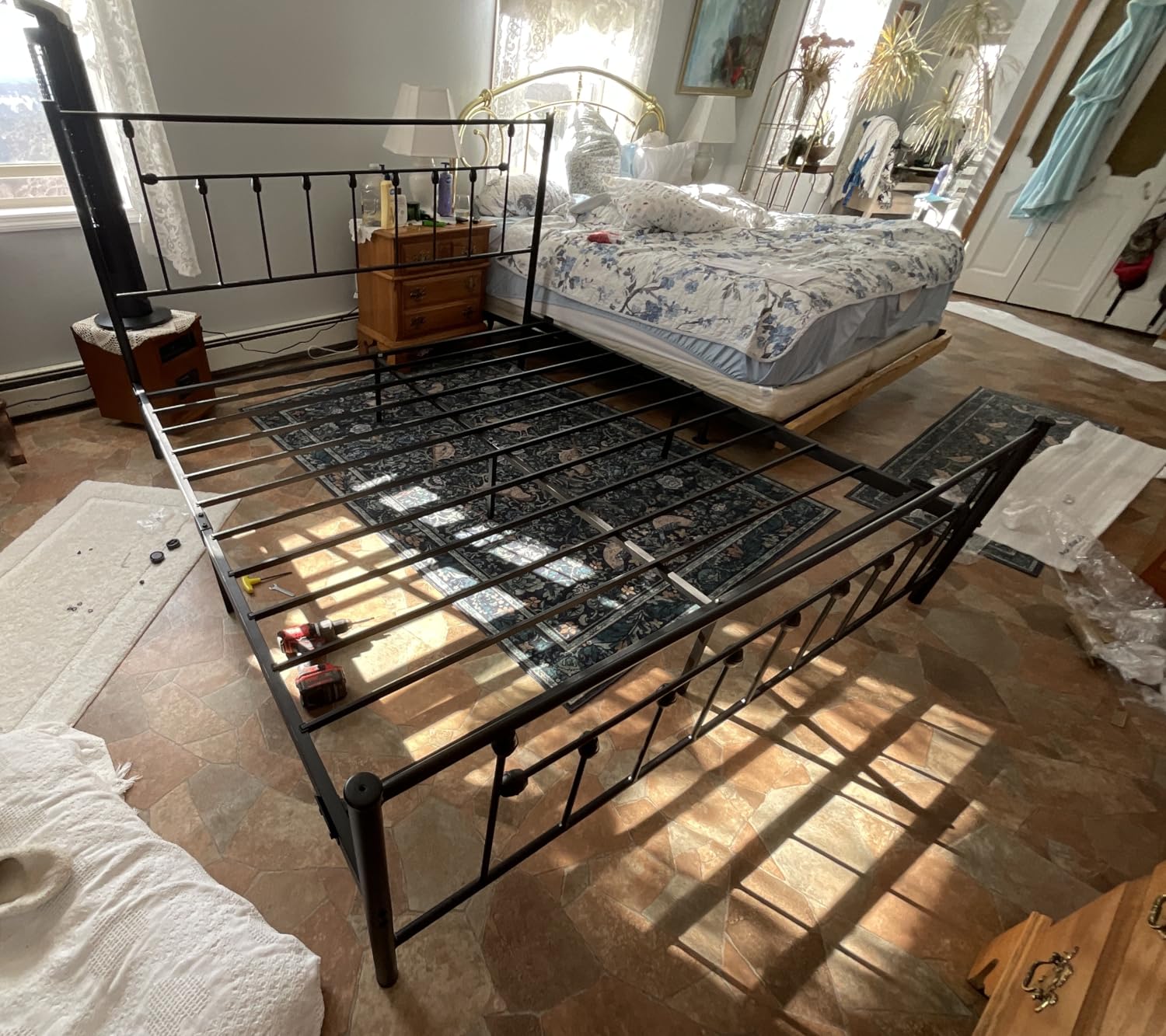 AMBEE21 Golden Gate Beds Vintage Style Metal Bed Frame with Wrought Iron Headboard and Footboard, Classic Platform Bedframe with Storage, No Box Spring Needed, Mattress Foundation, Black, Queen Size customer photo 1