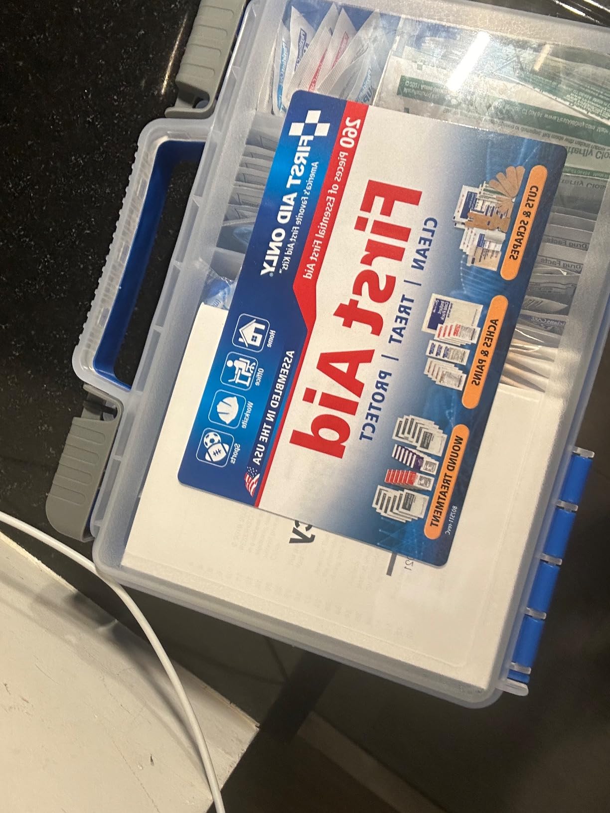 First Aid Only 91248 OSHA-Compliant First Aid Kit, All-Purpose 50-Person Emergency First Aid Kit, 260 Pieces customer photo 2