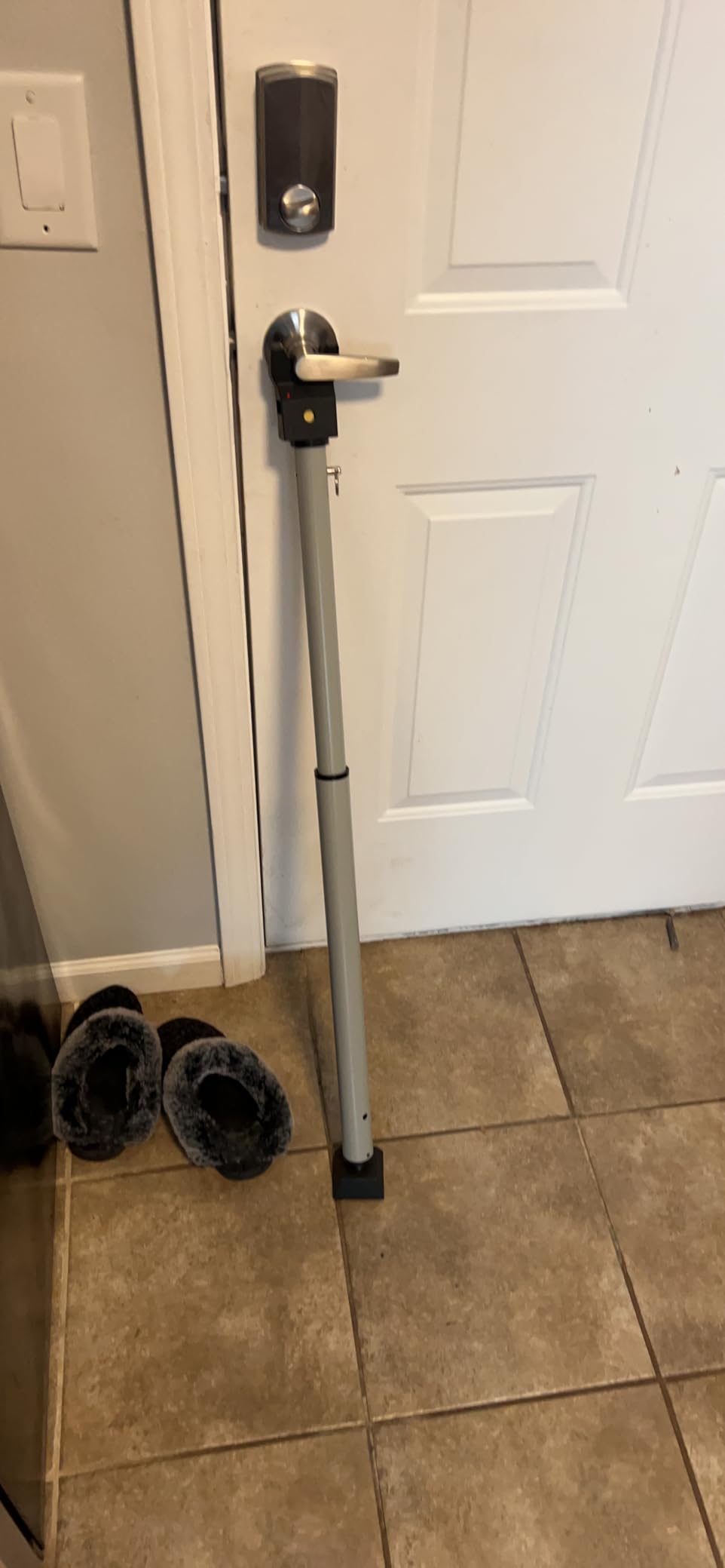 SABRE Adjustable Door Security Bar with Vibration Detecting Alarm customer photo 2