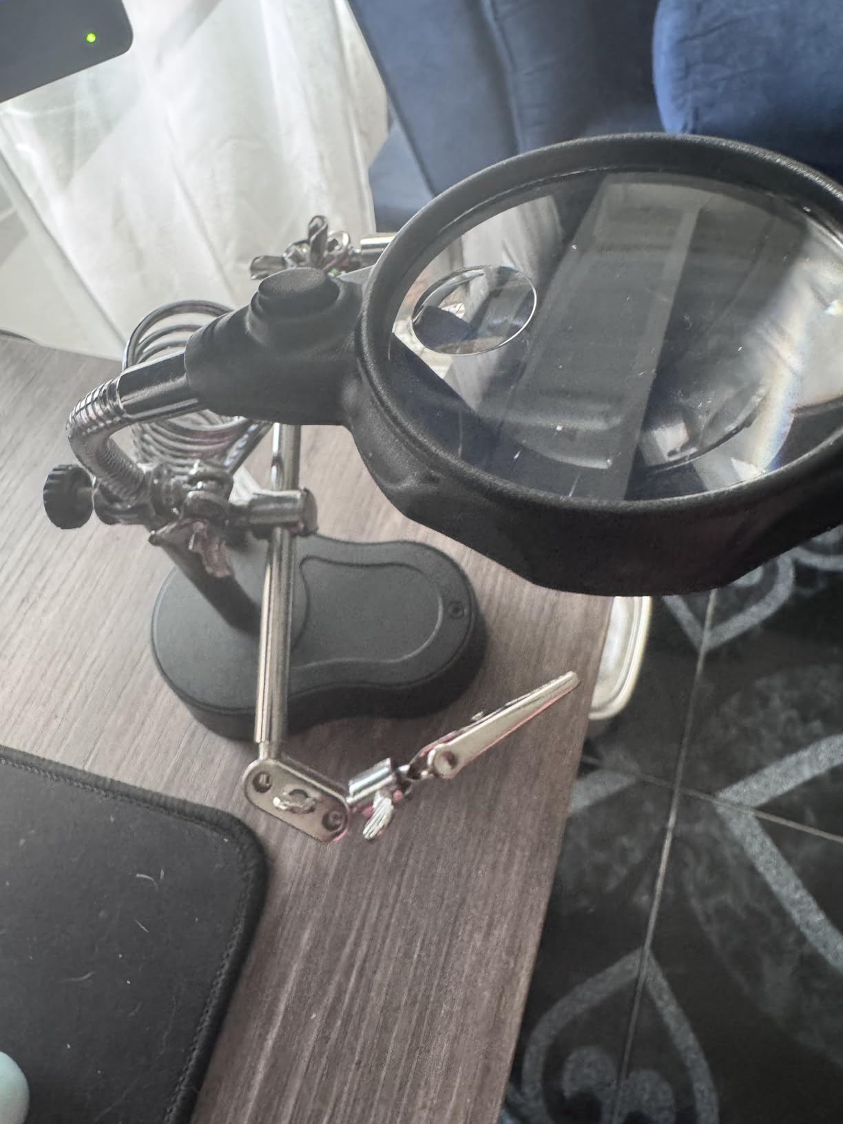 Helping Hands Magnifying Glass Soldering Station, LED Lighted 3.5X 12X Magnifier with Auxiliary Clips Alligator Clamp for Miniatures Projects,Model Making, Soldering customer photo 1