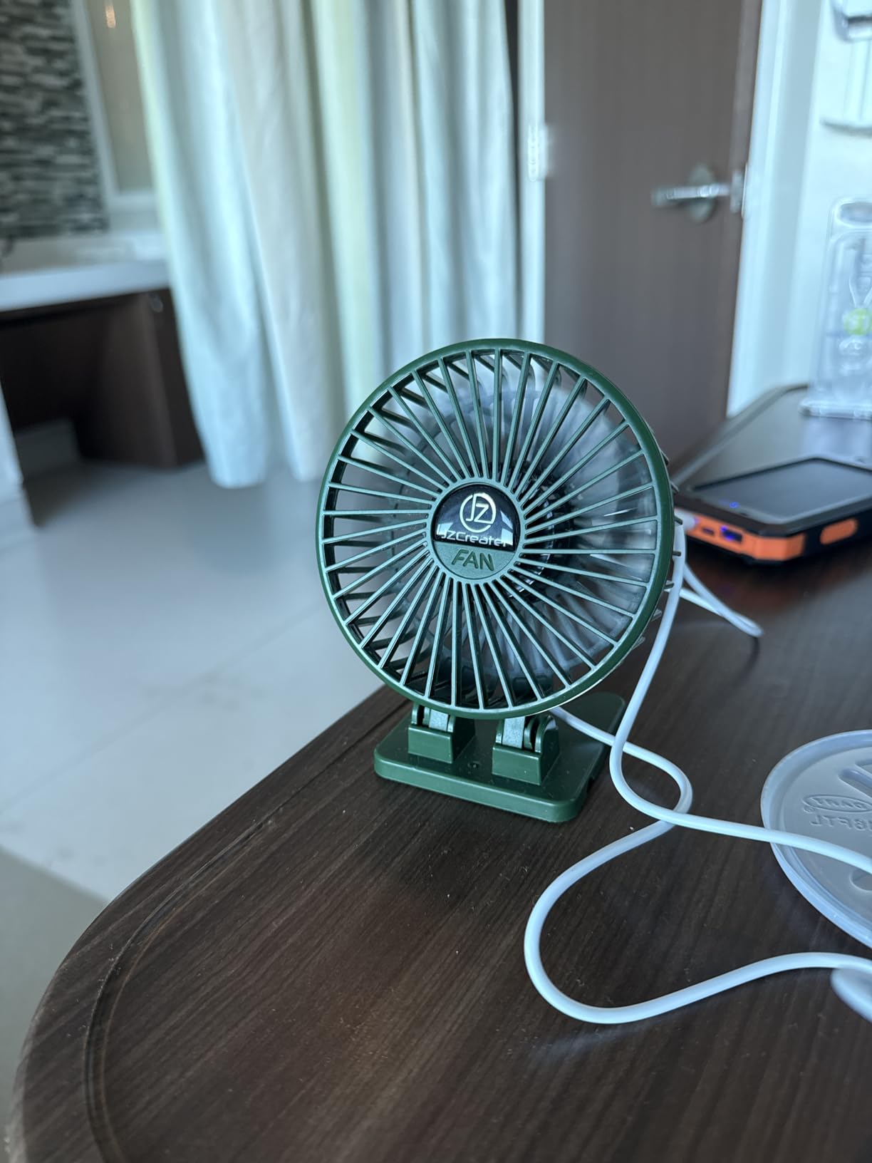 JZCreater USB Desk Fan, Mini Portable Fans, 3 Speeds Desktop Table Cooling Fan, Plug in Power, Rotation Strong Wind, Quiet Personal Small for Home Office Travel Bedroom, Black Blue customer photo 2