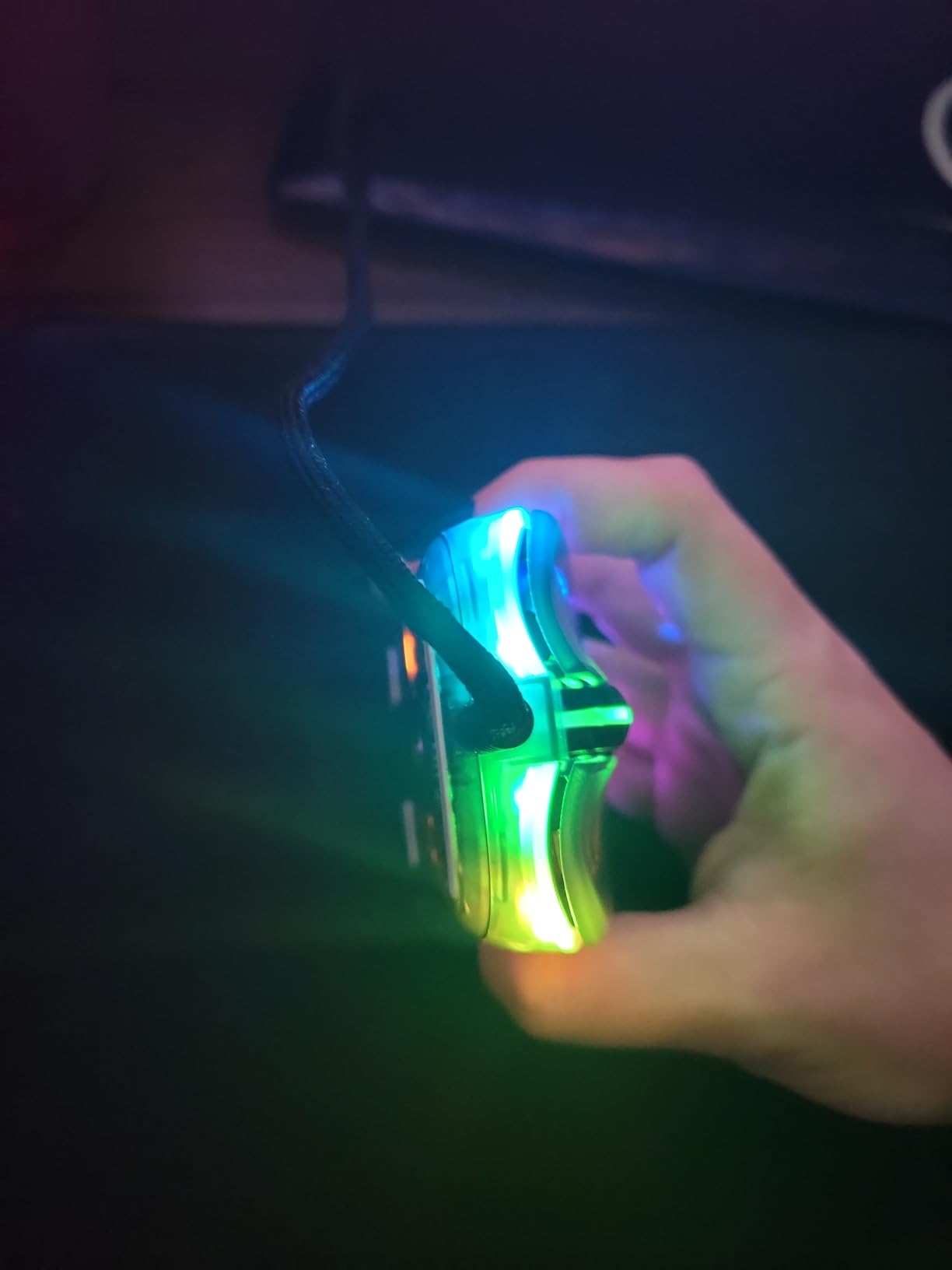 Xtrfy MZ1, Ultra-Light Wired Gaming Mouse, Cutting-Edge Pixart 3389 Sensor, Unique Shape for Optimum Aim, Adjustable RGB Lighting, Zy's Rail Edition customer photo 2